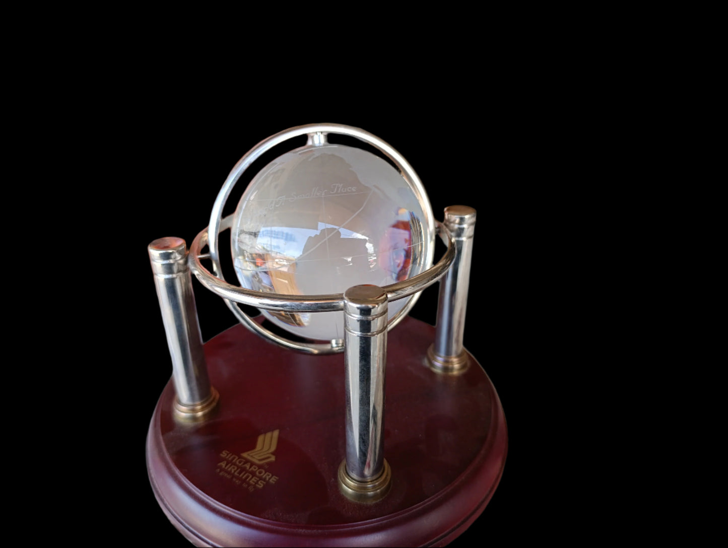 Globo Souvenir de Singapore Airlines | Objeto de Colección de Aerolínea Internacional