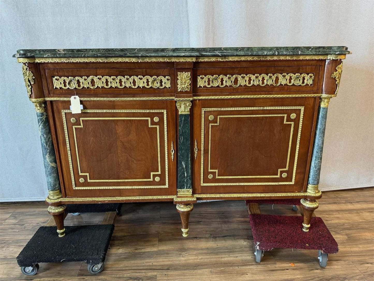 Subasta. - Antiques Bazaar Ensenada