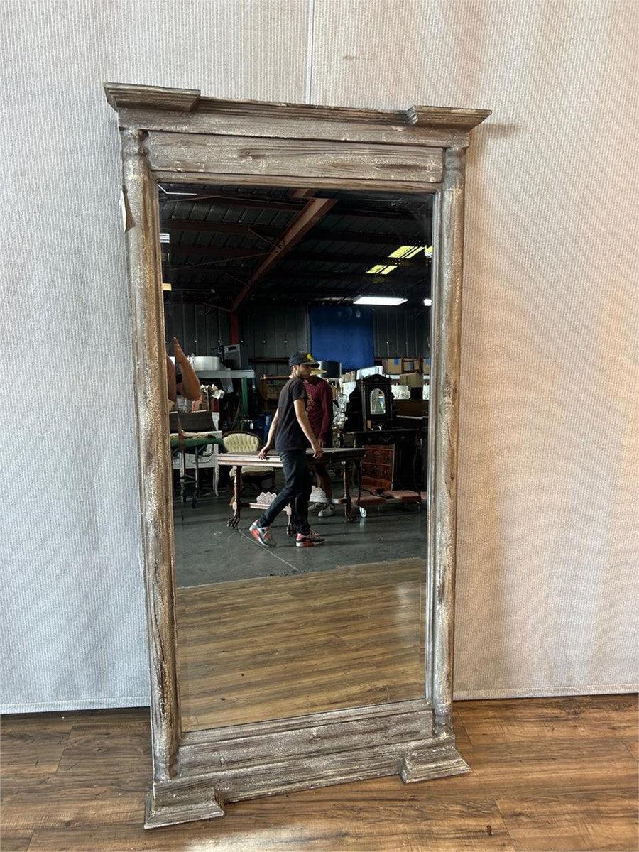 Subasta. - Antiques Bazaar Ensenada