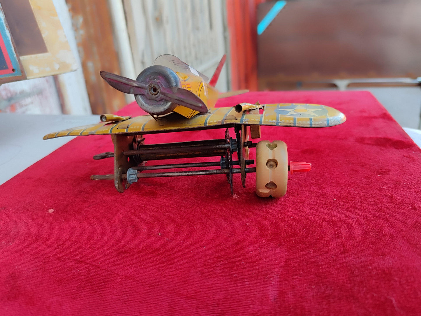 The Brilliant Collectible US Army Marx Windup Plane - Antiques Bazaar Ensenada