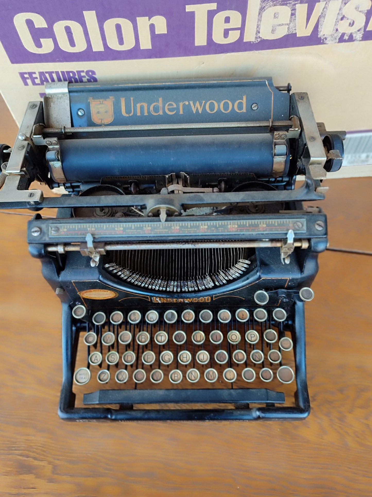 Underwood Typewriter - Antiques Bazaar Ensenada