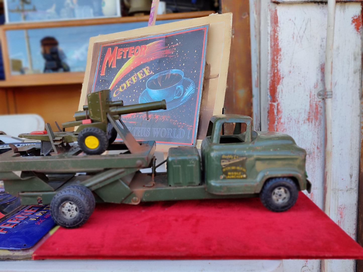 Tin Truck Missile Launcher - Antiques Bazaar Ensenada