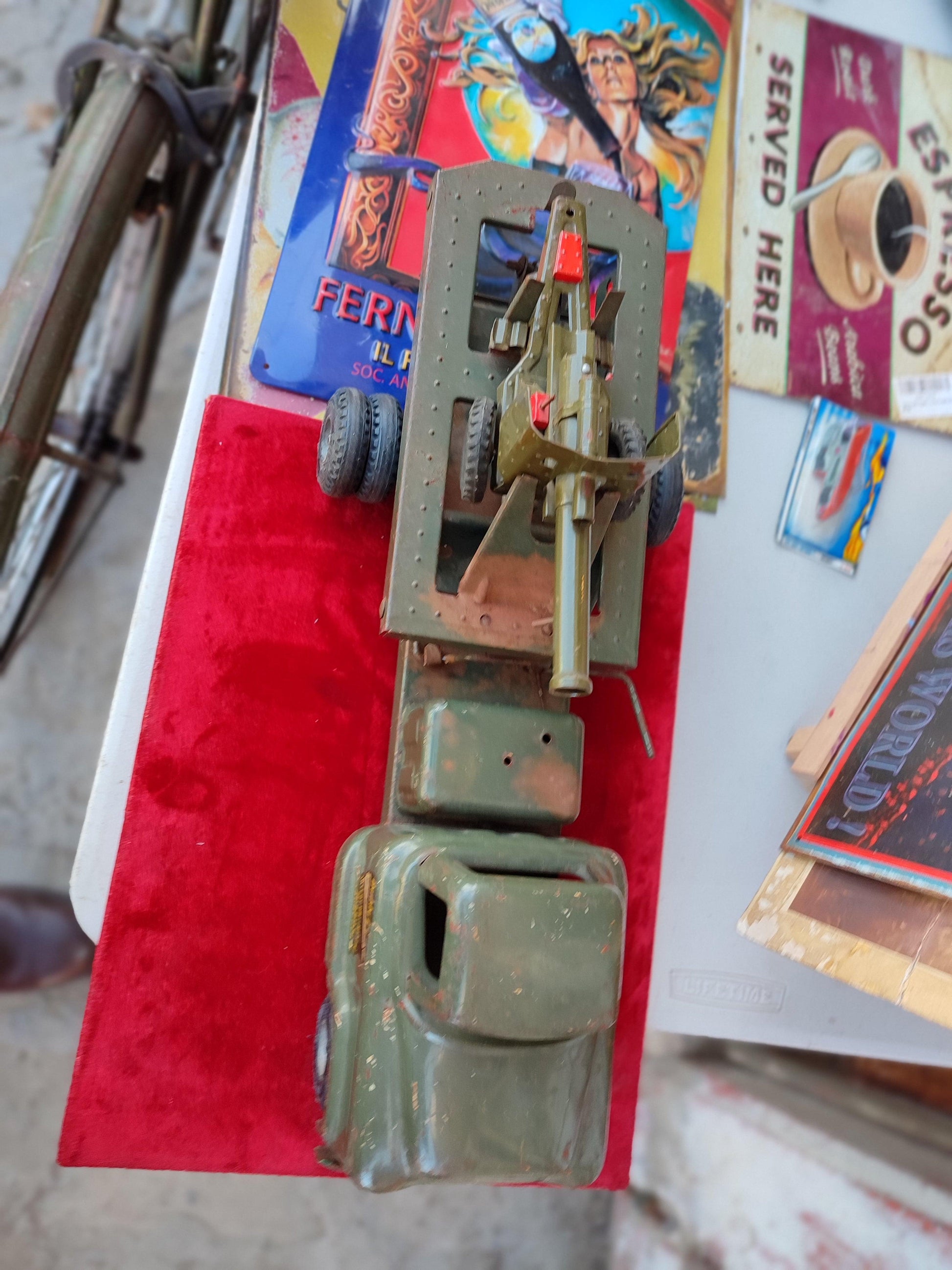 Tin Truck Missile Launcher - Antiques Bazaar Ensenada