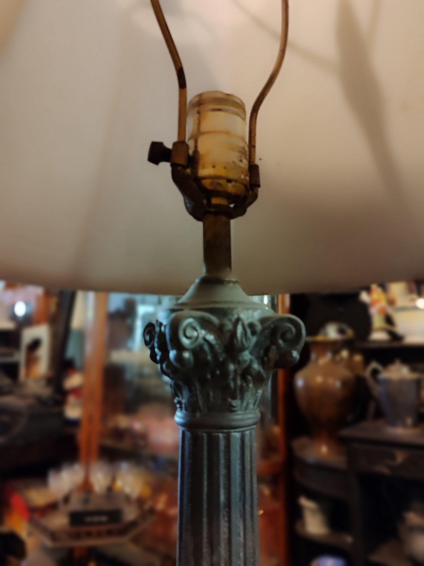 Art Deco Lamp - Antiques Bazaar Ensenada
