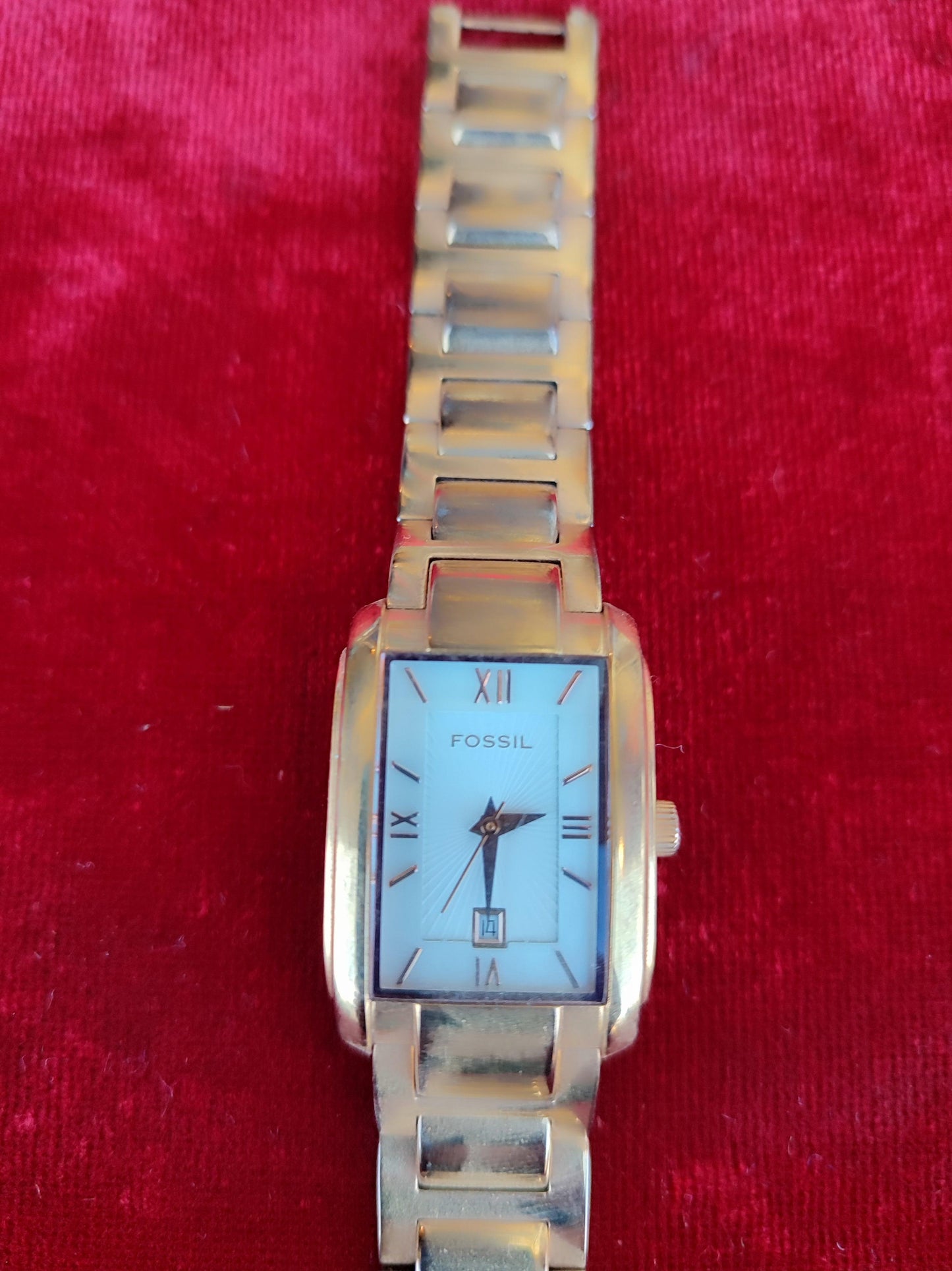 FOSSIL 1943 ladies watch - Antiques Bazaar Ensenada