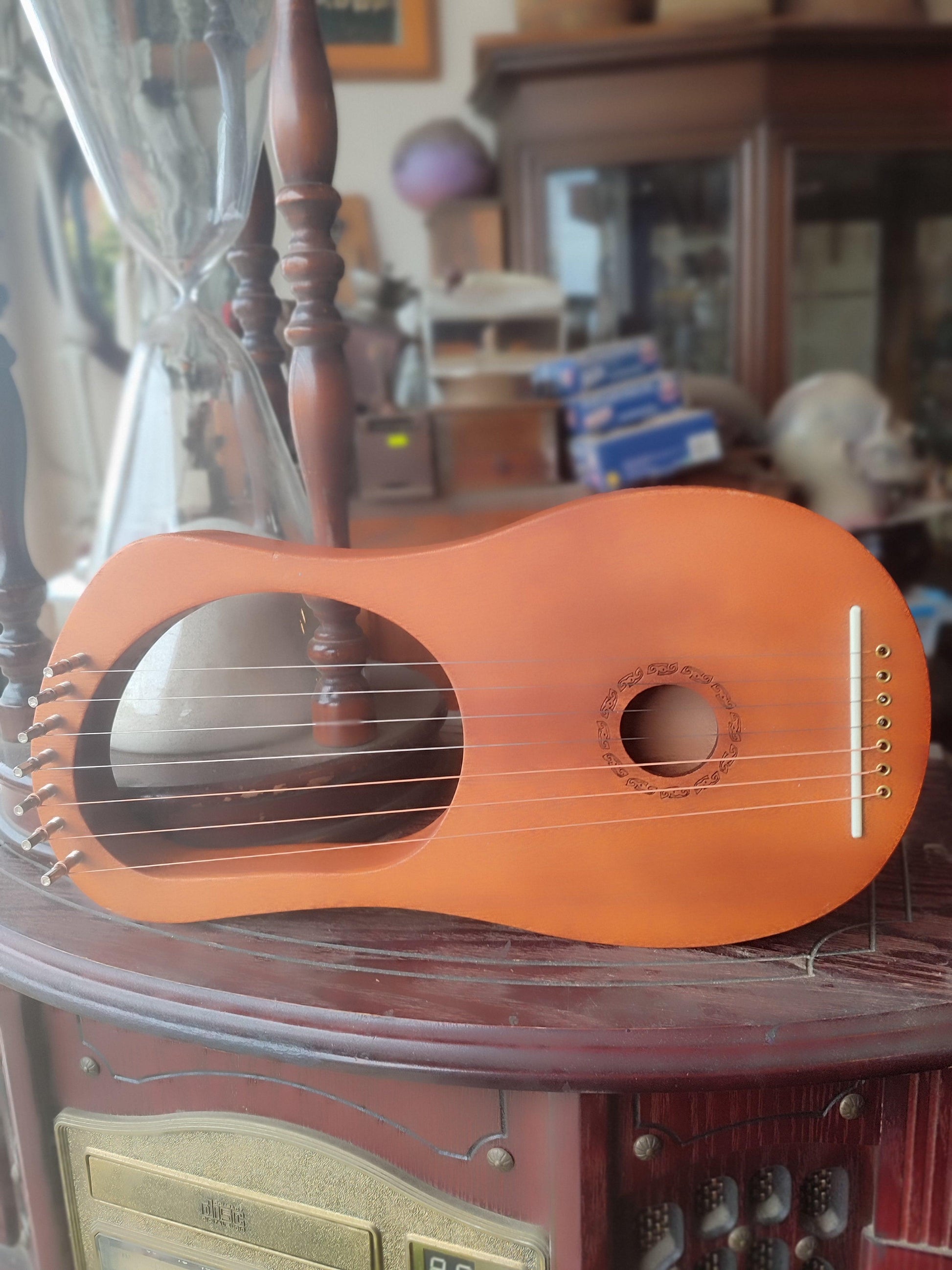 7-string lyre harp - Antiques Bazaar Ensenada