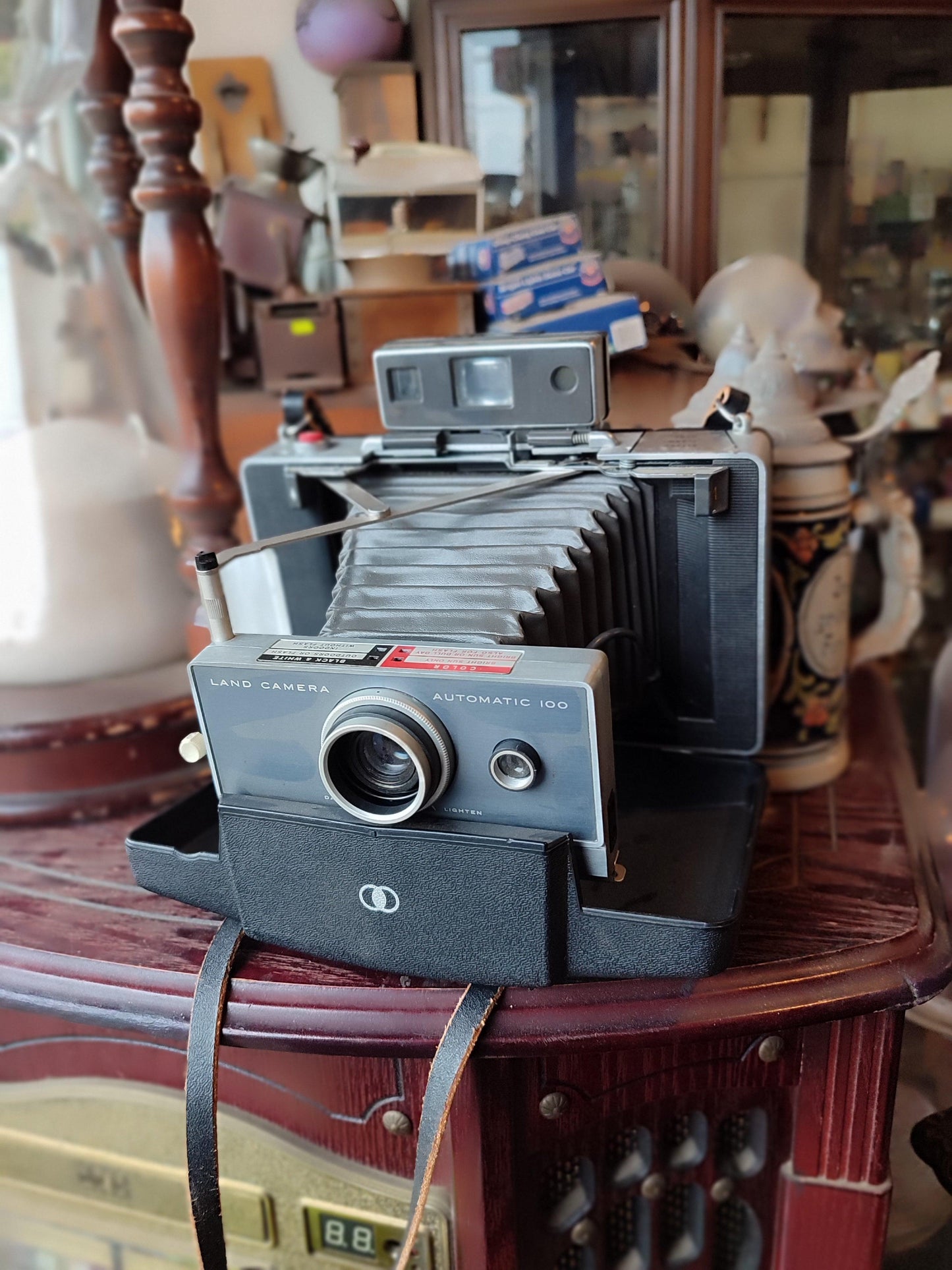 Polaroid Automatic 100 Land Camera - Antiques Bazaar Ensenada