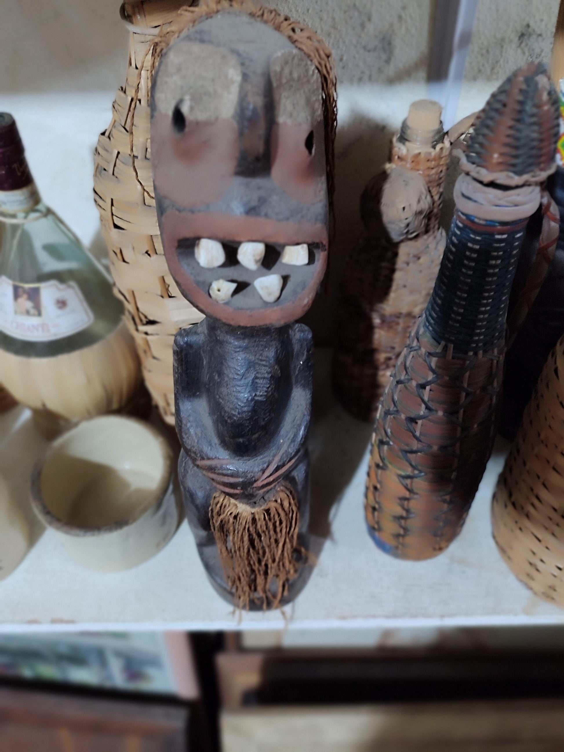 The Papua New Guinean Carved Wooden Ancestor - Antiques Bazaar Ensenada