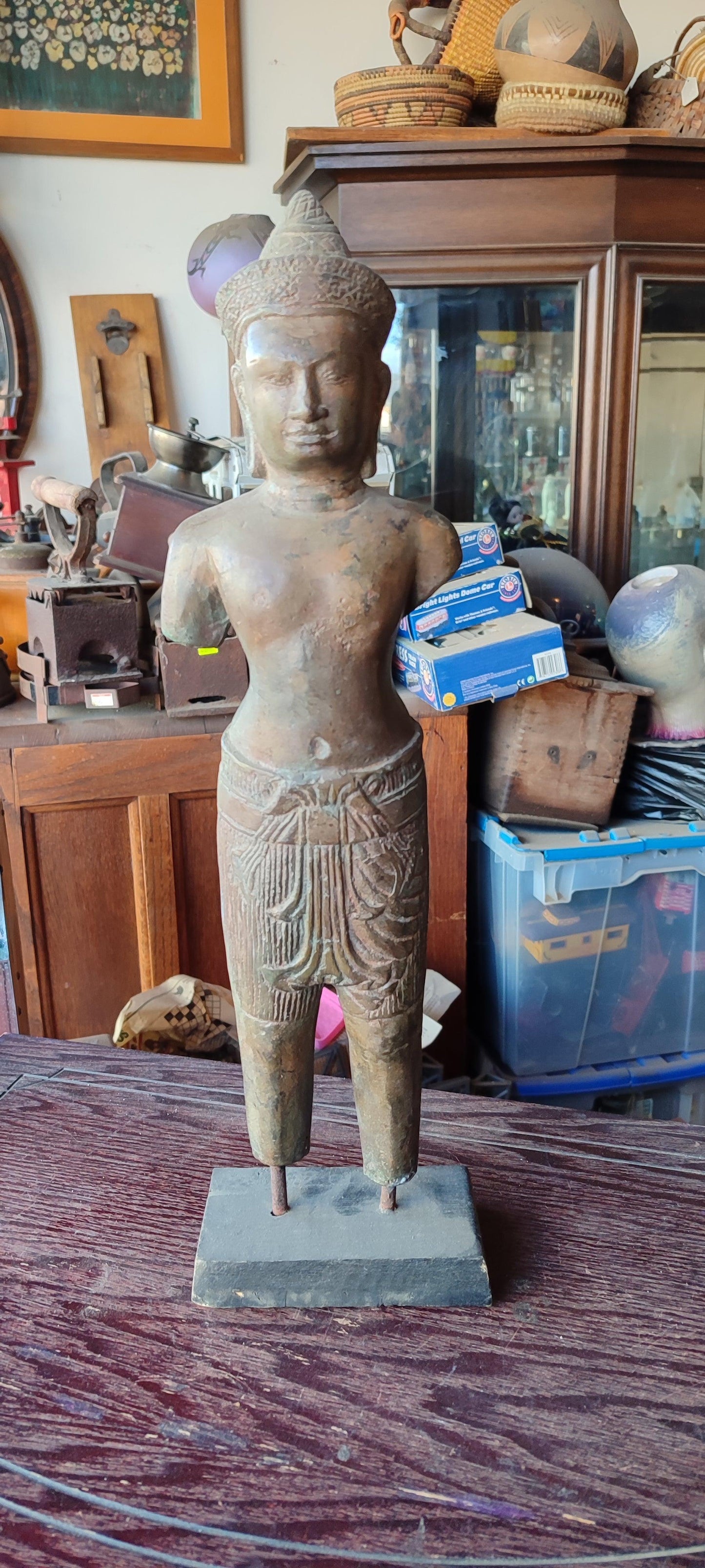 La estatua de Shiva de bronce de estilo jemer - Antiques Bazaar Ensenada
