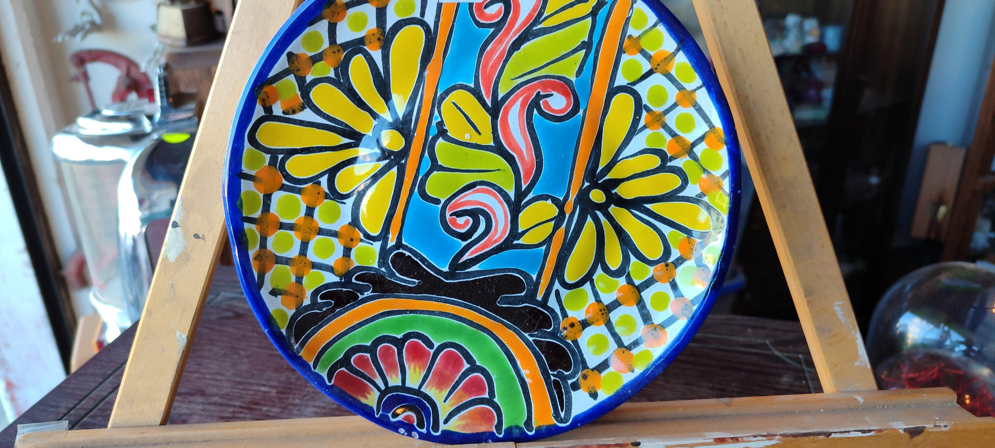 Platos decorativos pintados a mano - Antiques Bazaar Ensenada