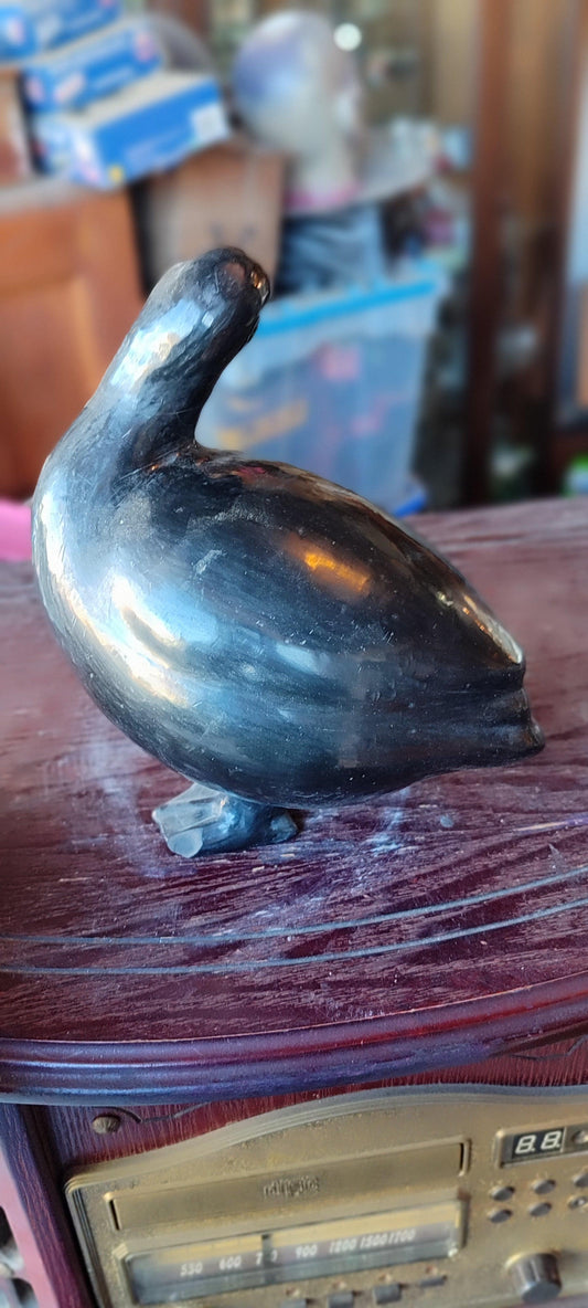 pato de barro negro - Antiques Bazaar Ensenada