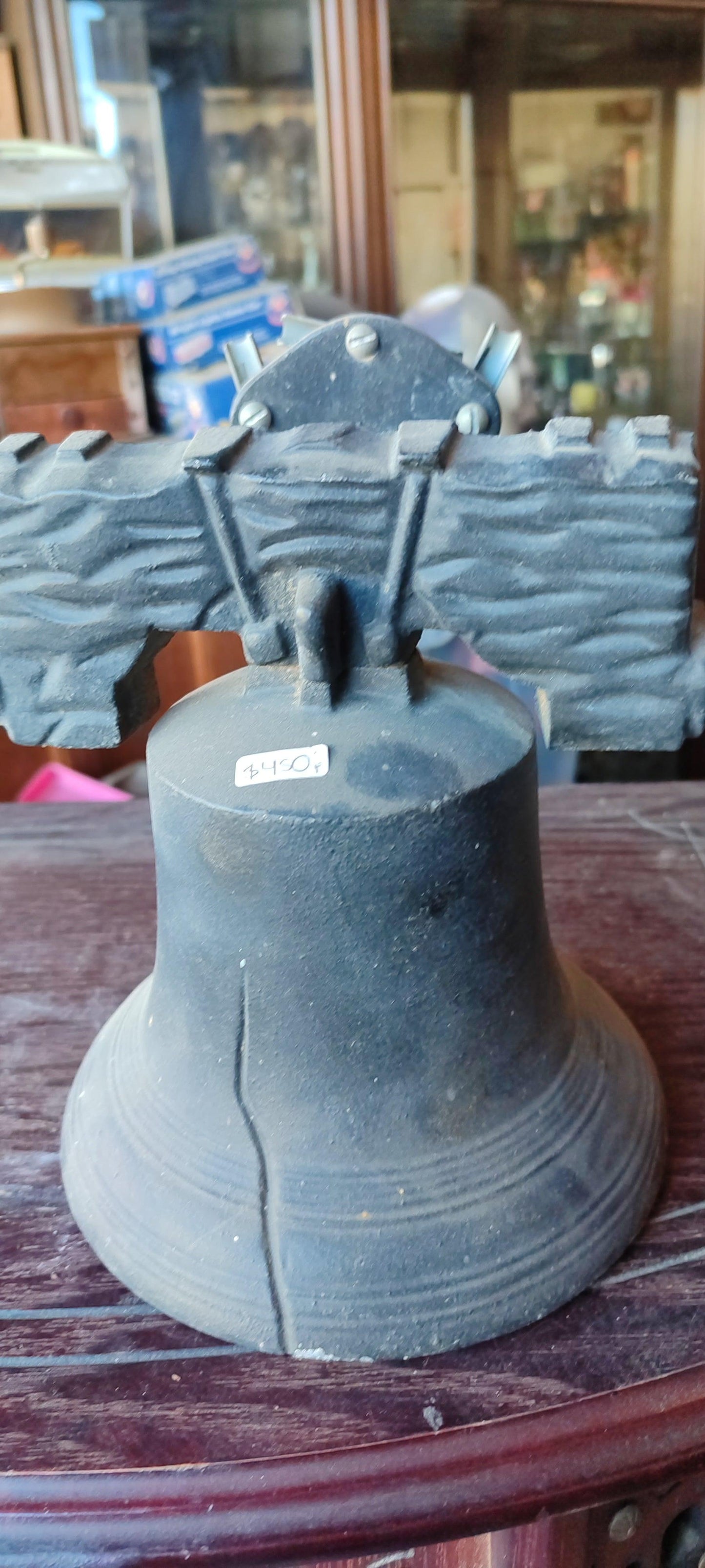 campana de hierro fundido - Antiques Bazaar Ensenada