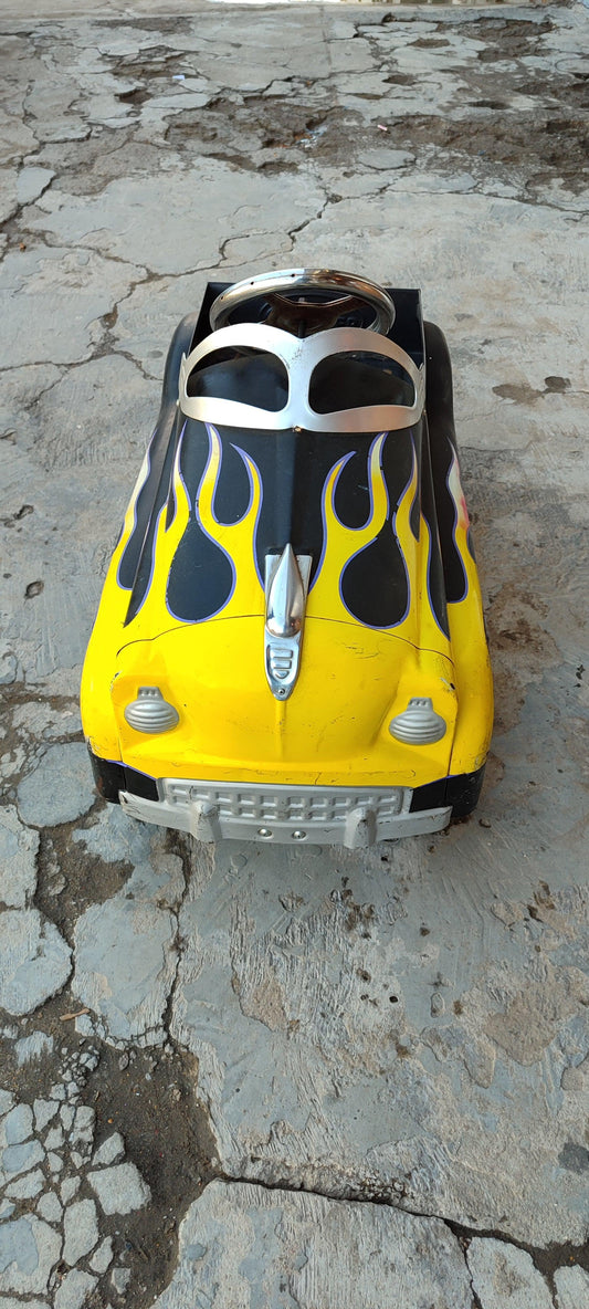 El Coche de Pedales Hot Rod - Antiques Bazaar Ensenada