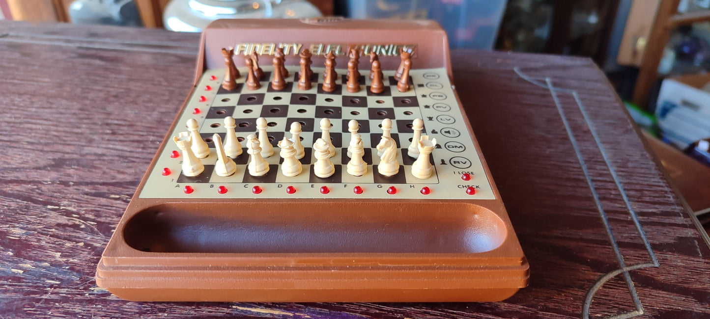 Fidelity Mini Sensory Chess Challenger - Antiques Bazaar Ensenada