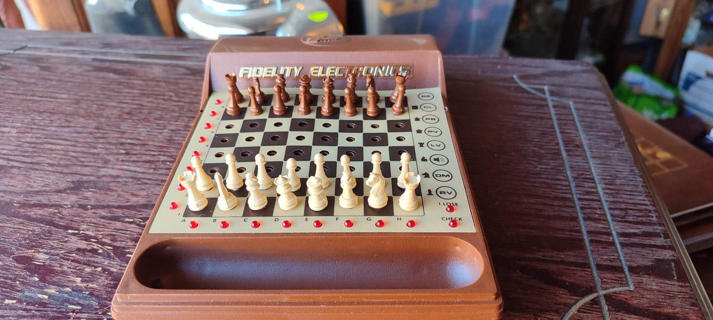 Fidelity Mini Sensory Chess Challenger - Antiques Bazaar Ensenada