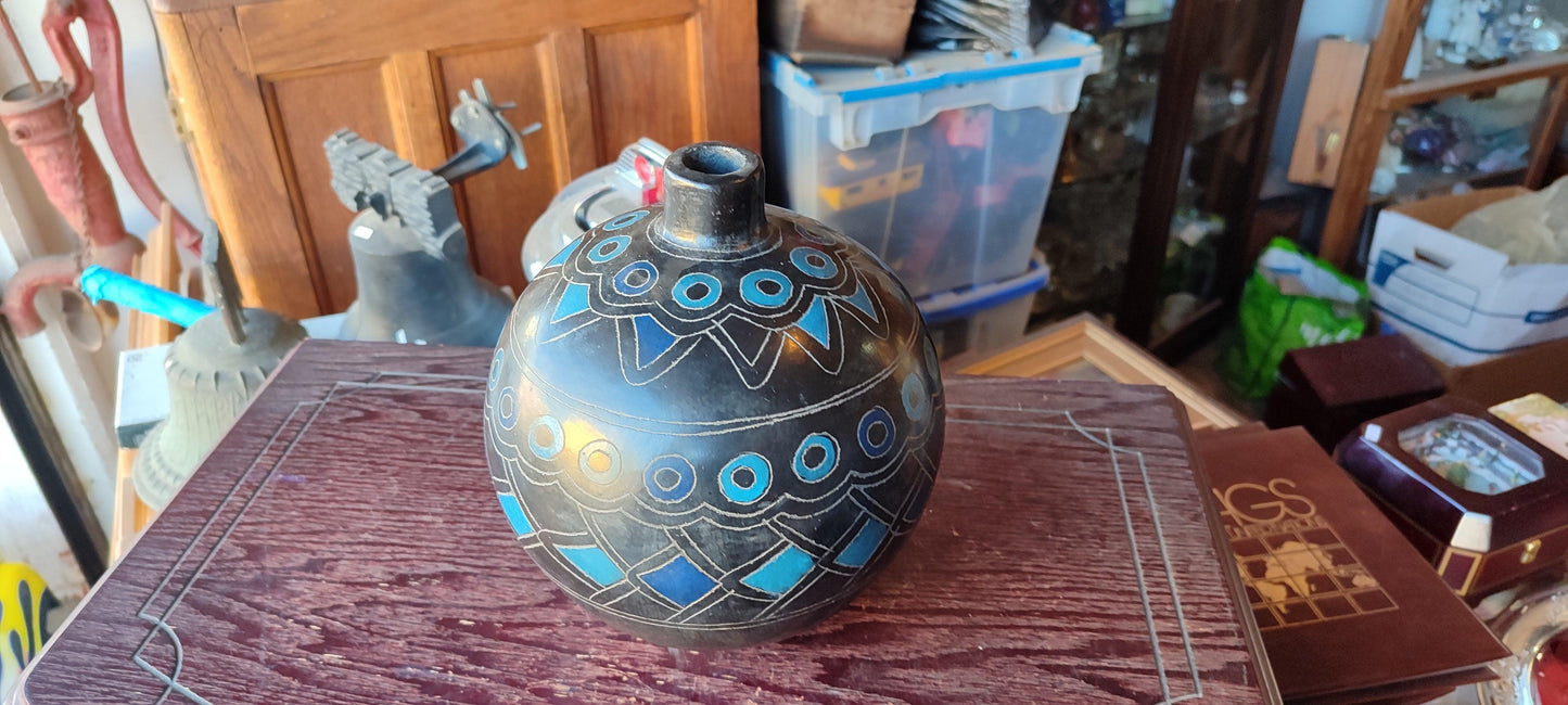 Jarron de barro oaxaqueño - Antiques Bazaar Ensenada