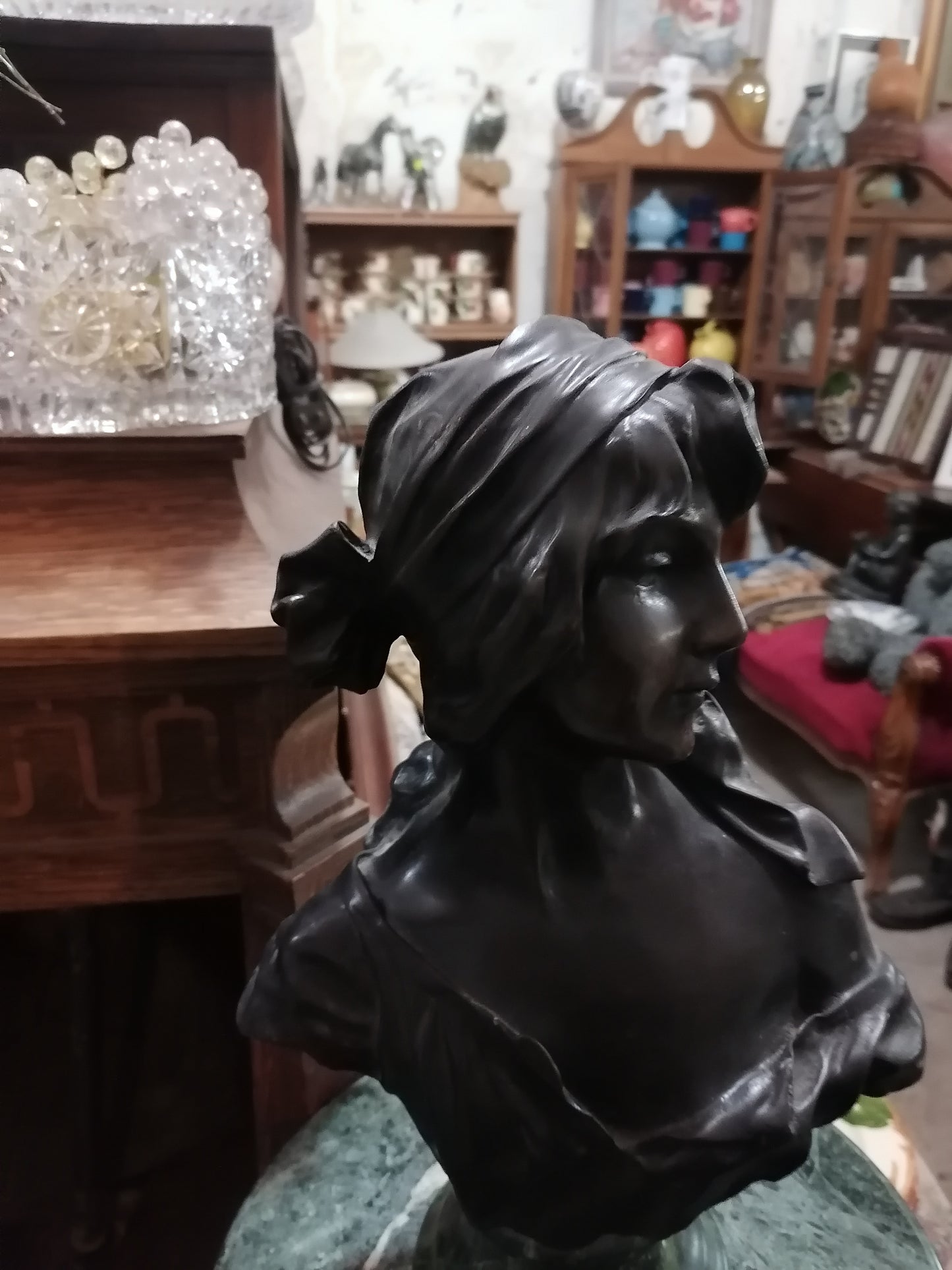 Busto de bronze del escultor De Mott. - Antiques Bazaar Ensenada