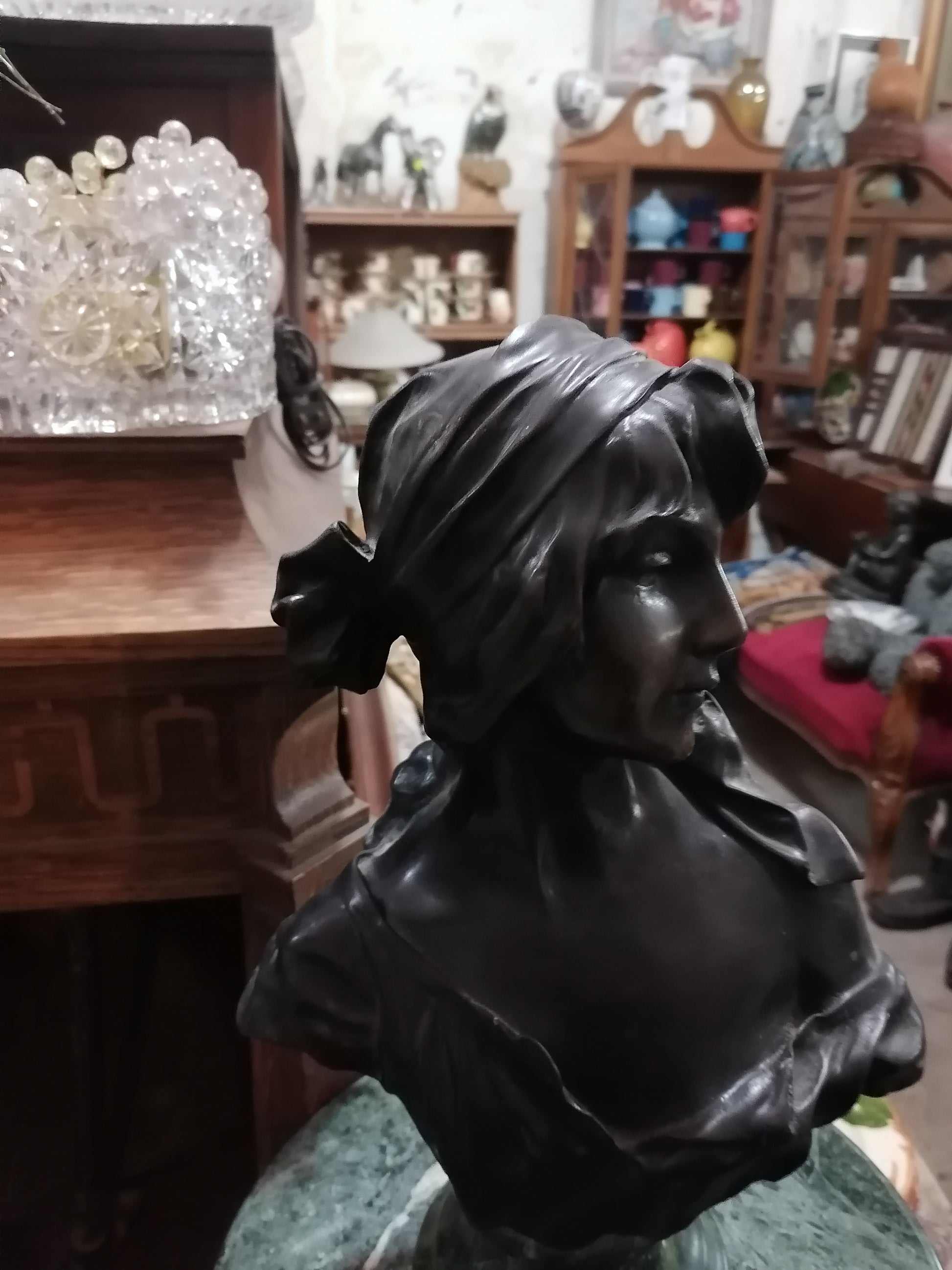 Busto de bronze del escultor De Mott. - Antiques Bazaar Ensenada