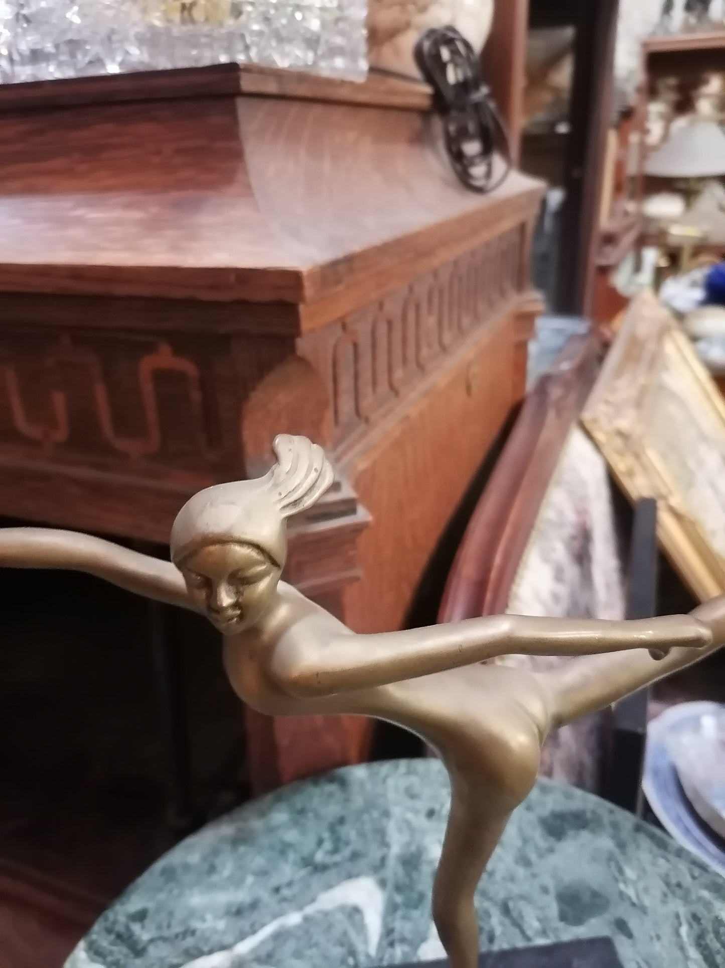 Escultultura de bailarin de Escritorio - Antiques Bazaar Ensenada