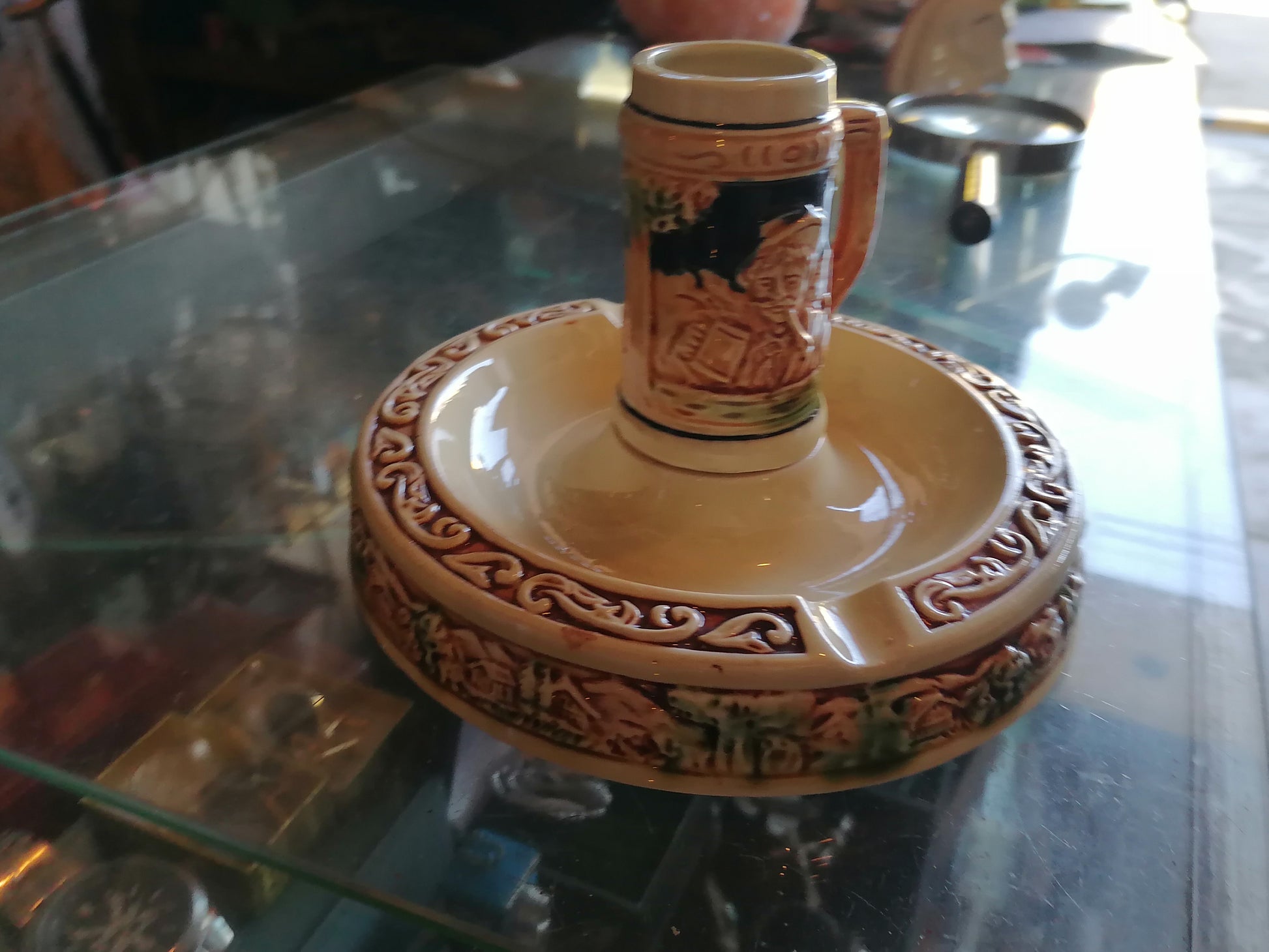 Cenizero con forma de beerstein - Antiques Bazaar Ensenada