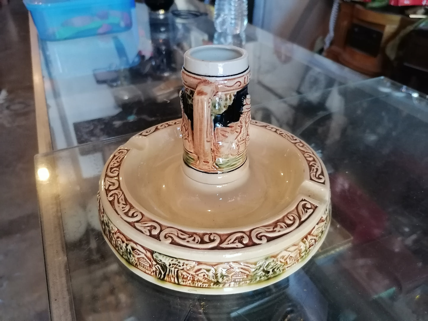 Cenizero con forma de beerstein - Antiques Bazaar Ensenada