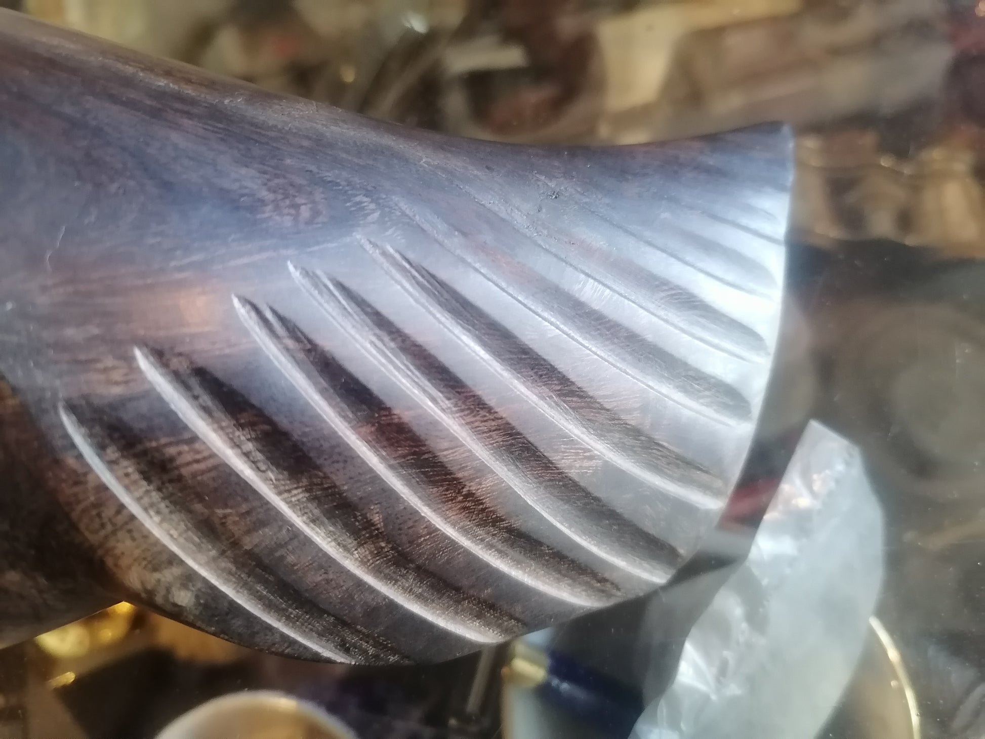 Escultura de concha marina de madera - Antiques Bazaar Ensenada