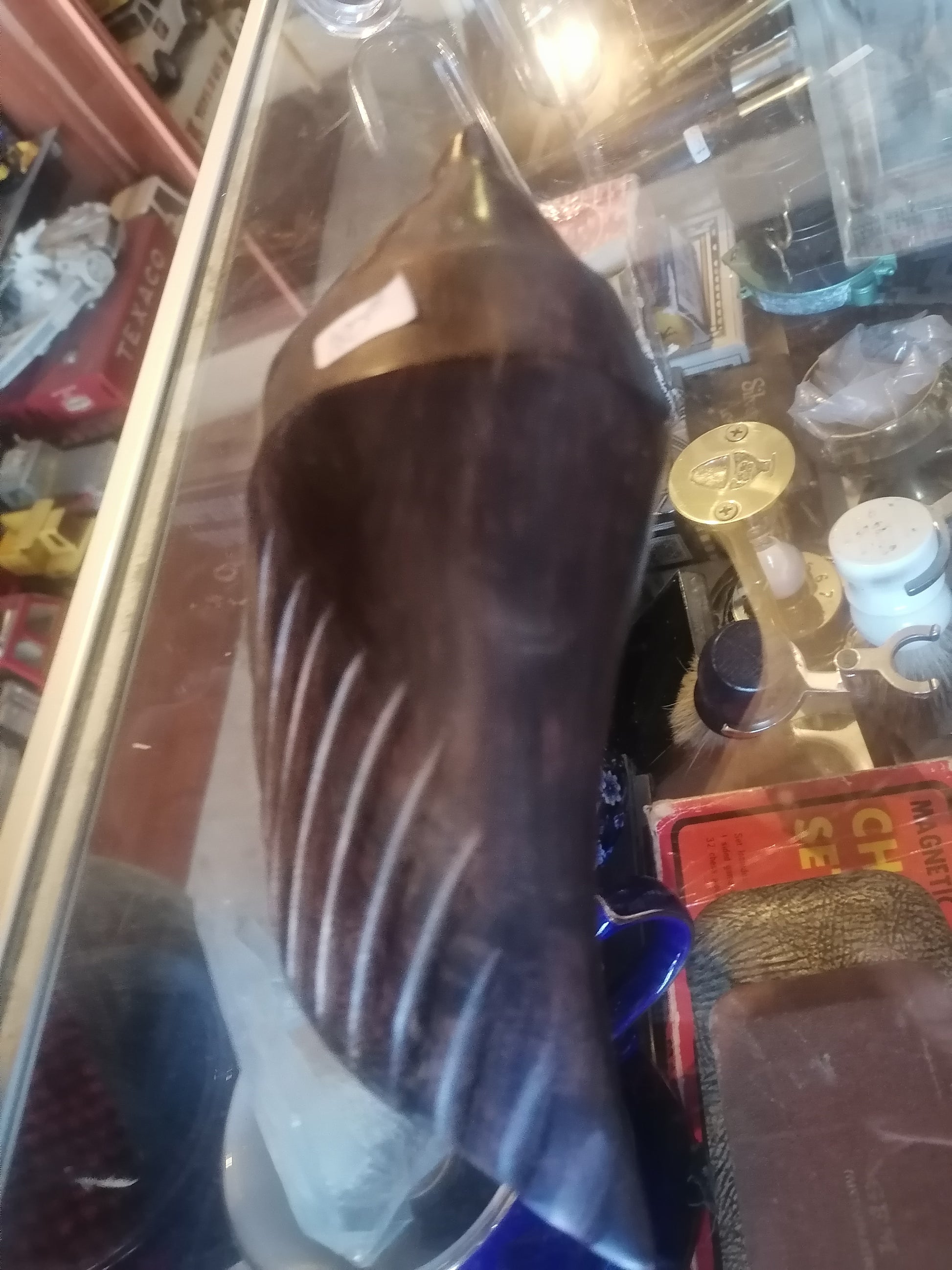 Escultura de concha marina de madera - Antiques Bazaar Ensenada