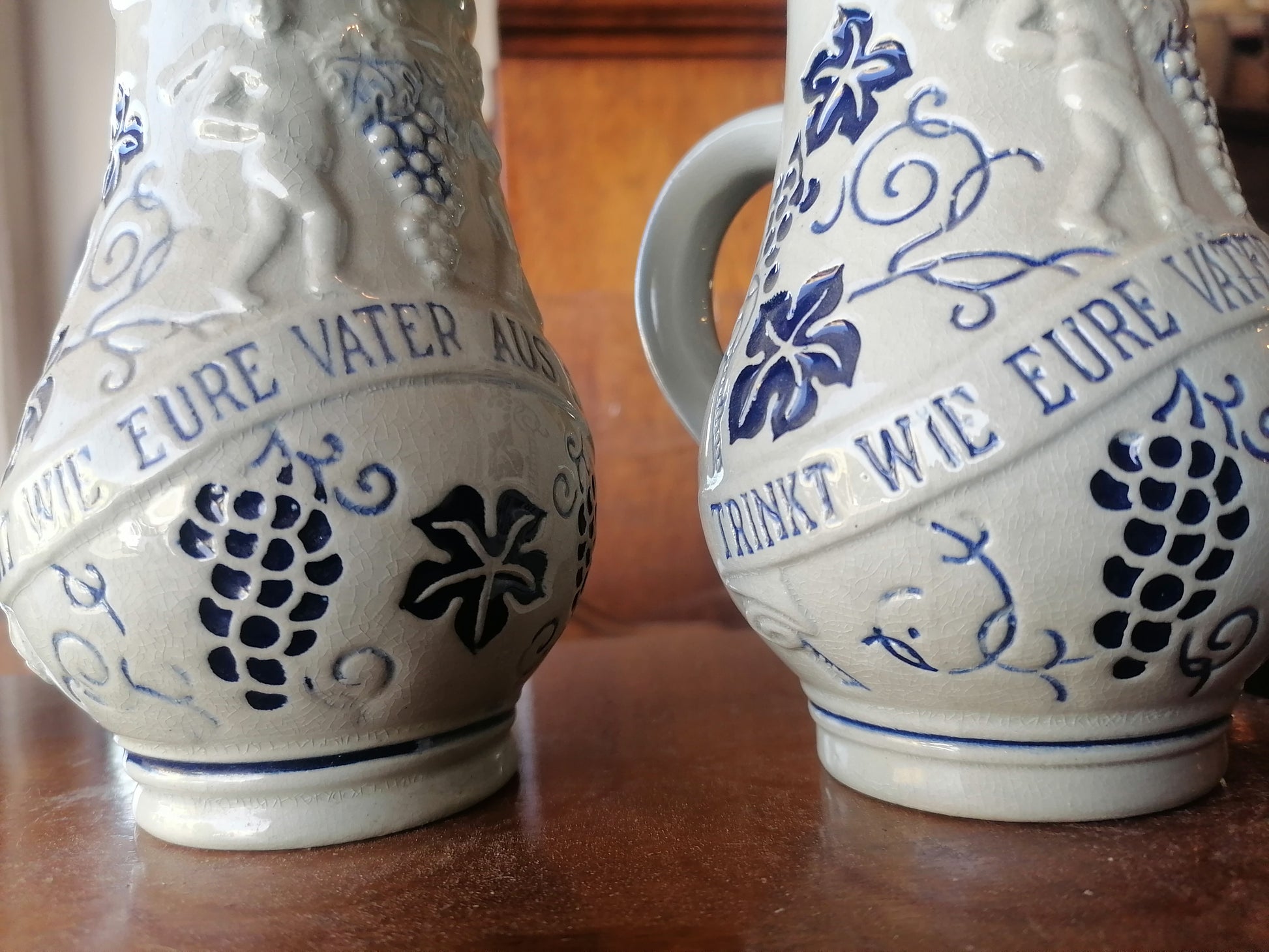 Jarras De Gres Alemana Vintage - Antiques Bazaar Ensenada