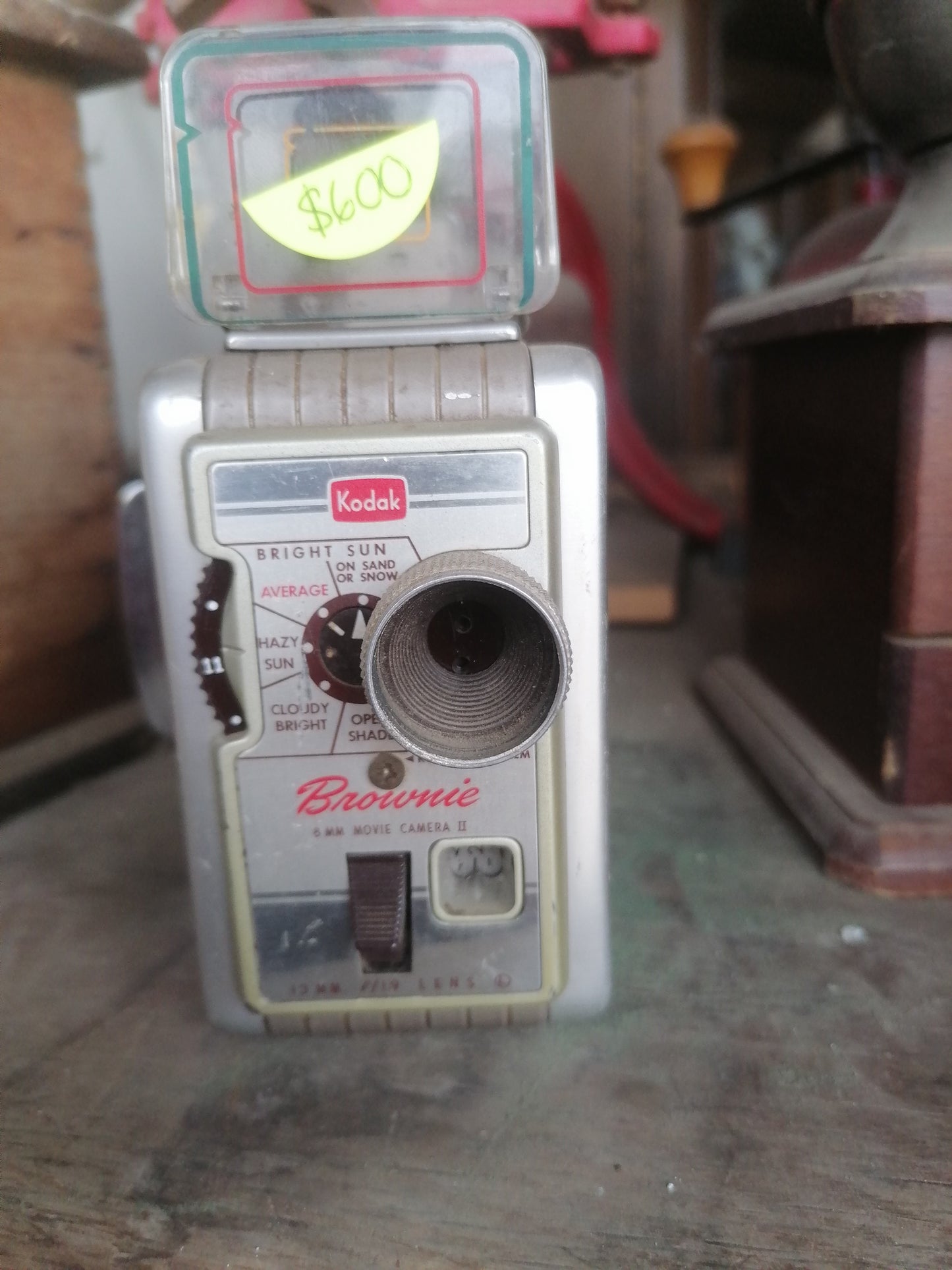 8mm Movie Camera *13mm, f/2.7 Lens* Vintage - Kodak Brownie II - Antiques Bazaar Ensenada