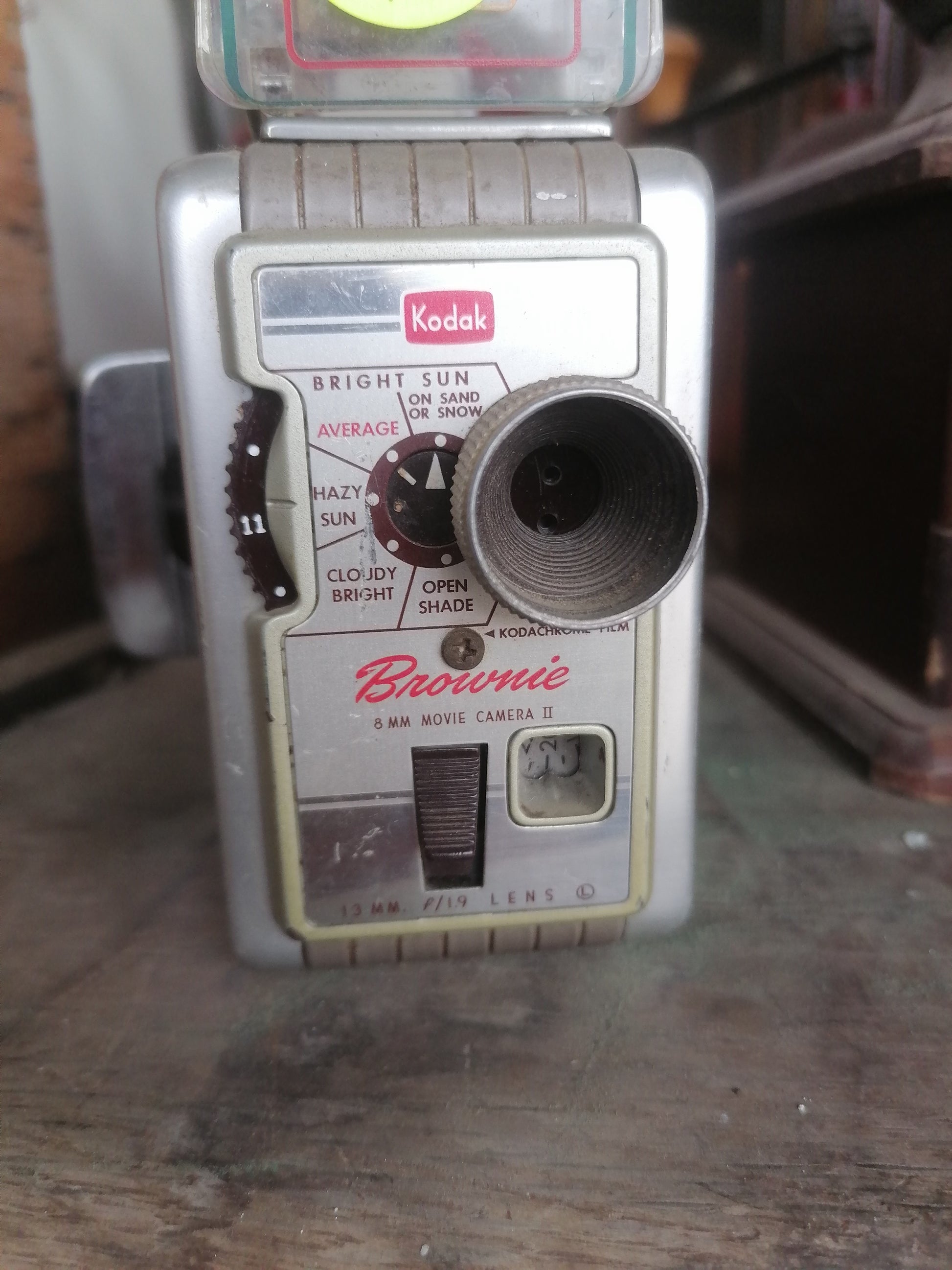 8mm Movie Camera *13mm, f/2.7 Lens* Vintage - Kodak Brownie II - Antiques Bazaar Ensenada