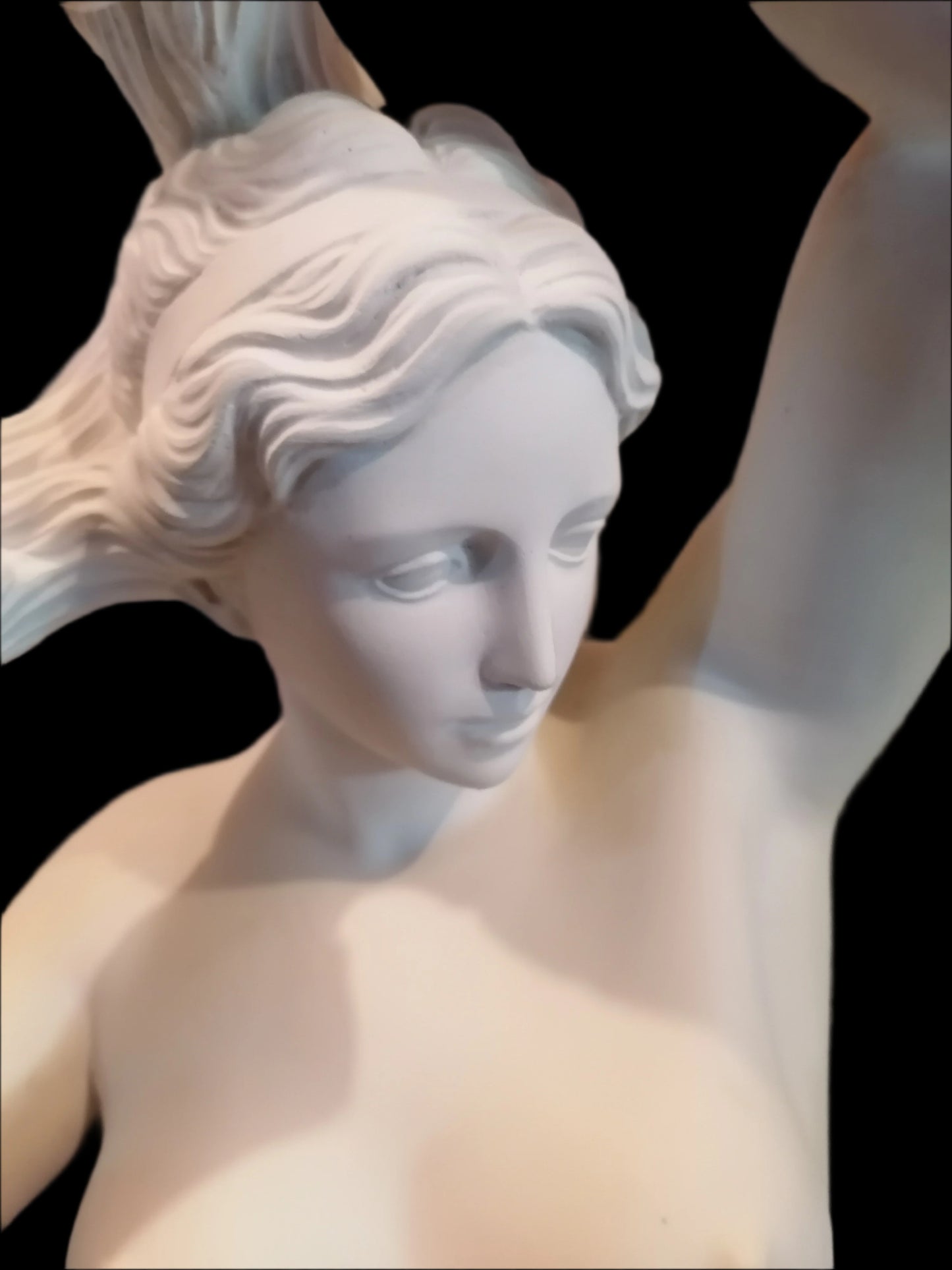 Venus de Mármol de Alabastro (115 cm de altura) - Antiques Bazaar Ensenada