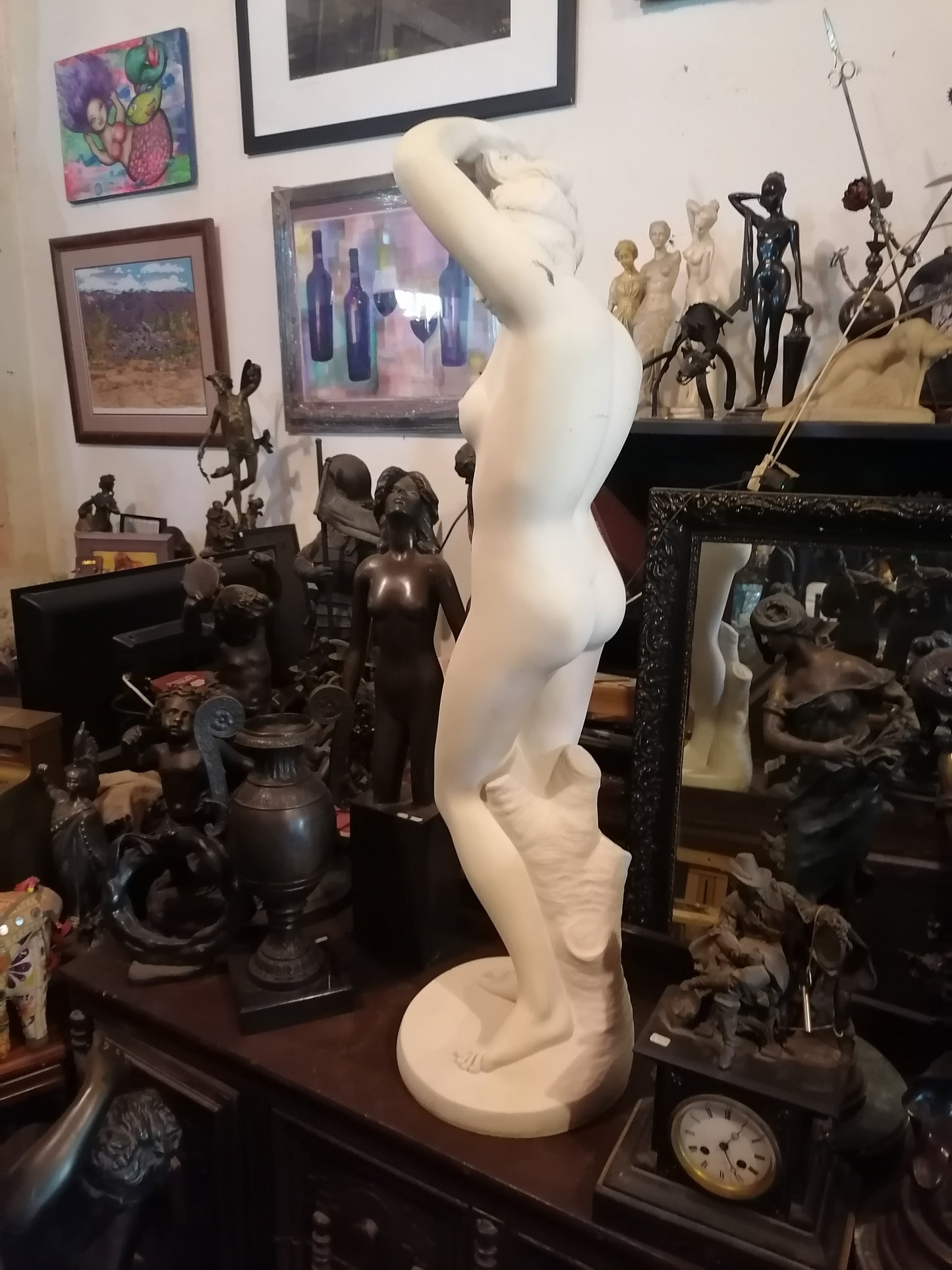 Venus de Mármol de Alabastro (115 cm de altura) - Antiques Bazaar Ensenada