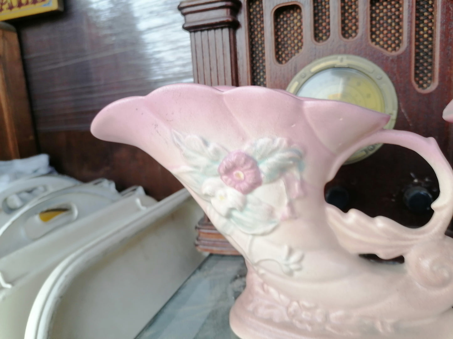 Hull Art Pink Cornucopia - Antiques Bazaar Ensenada