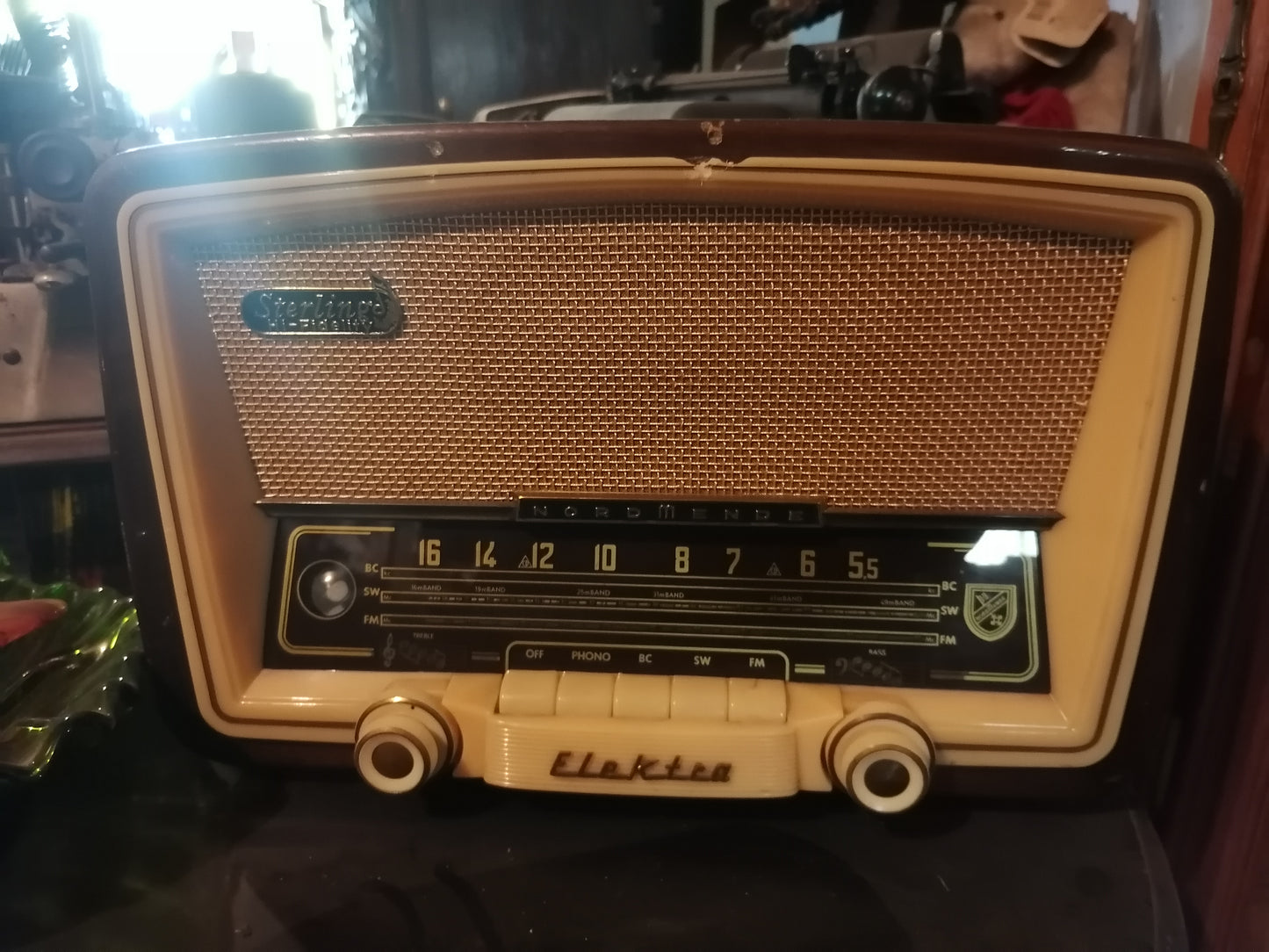Radio Nordmende Elektra 56 - Antiques Bazaar Ensenada