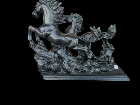 Escultura de Caballos Salvajes Galopando - Antiques Bazaar Ensenada