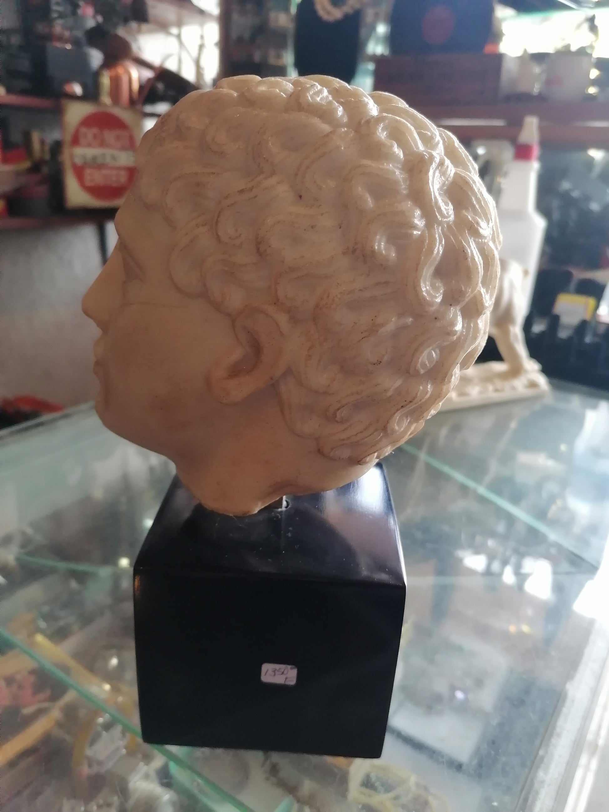 Escultura de Cabeza De Marmol Estilo Romano - Antiques Bazaar Ensenada