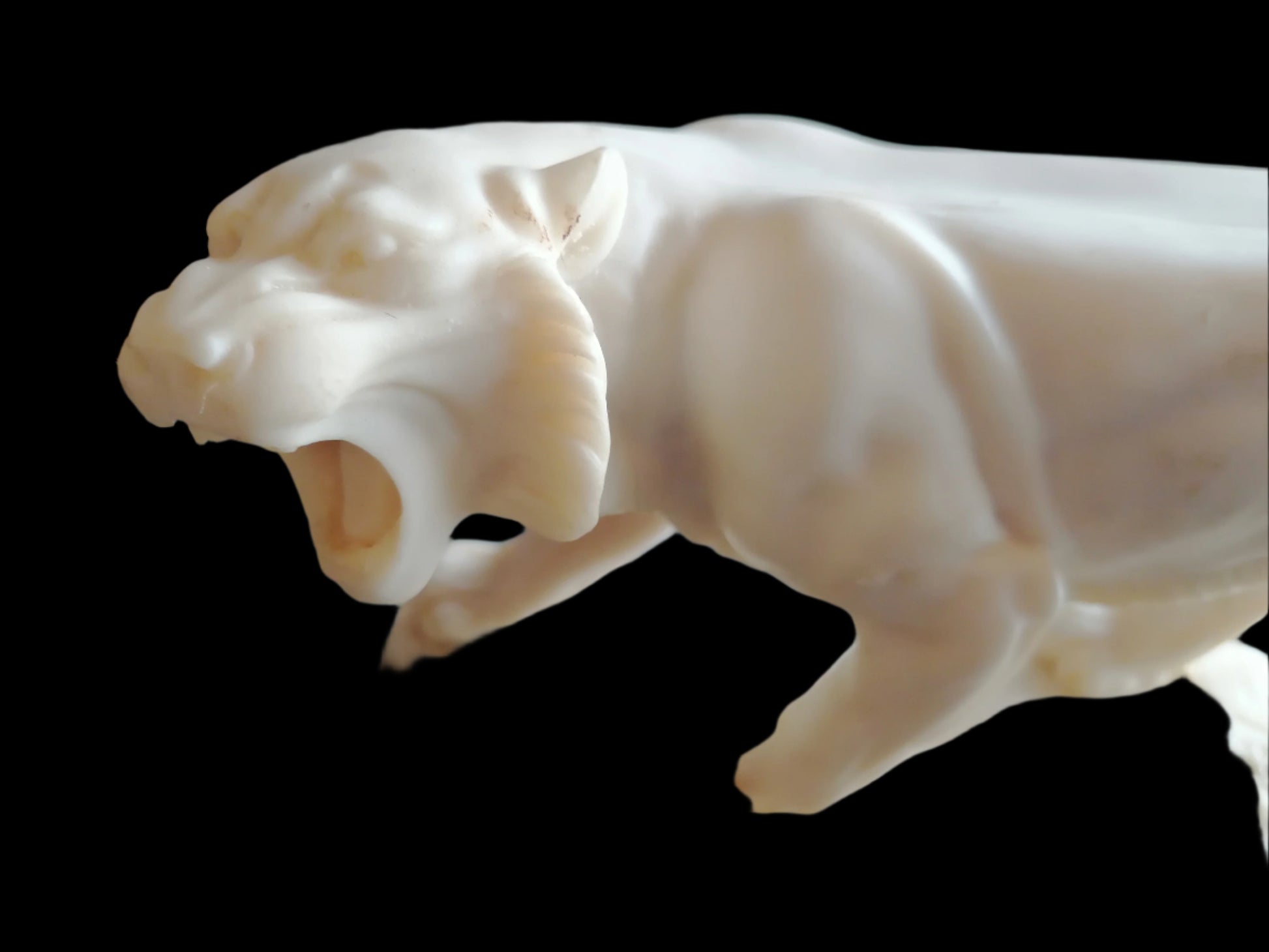 Escultura de Tigre de Escritorio en Alabastro - Antiques Bazaar Ensenada