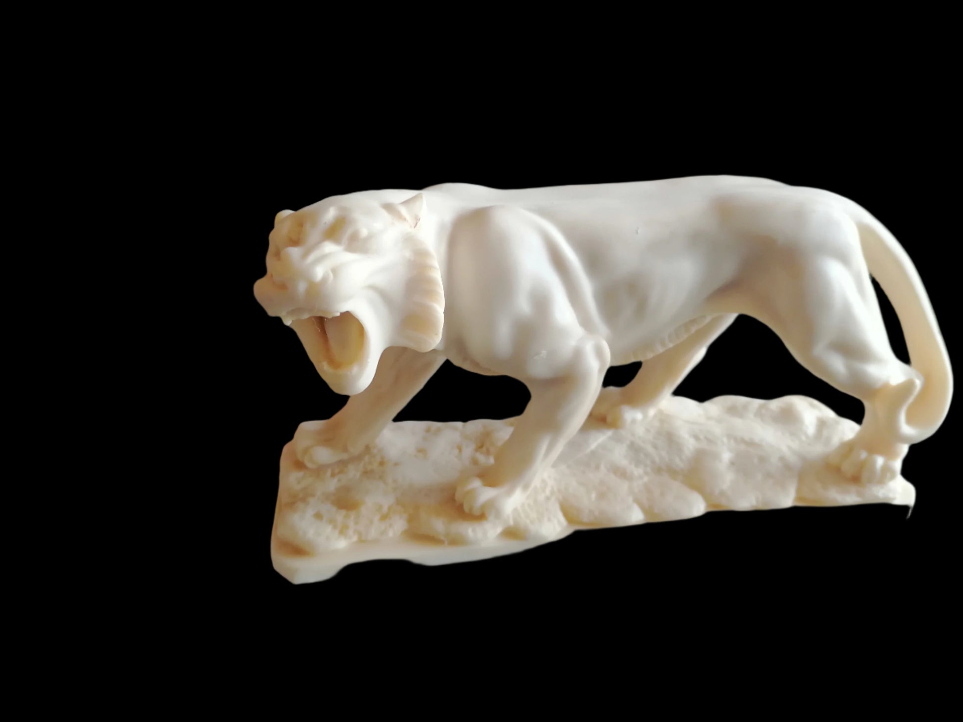 Escultura de Tigre de Escritorio en Alabastro - Antiques Bazaar Ensenada