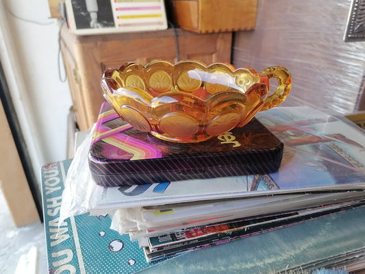 Dulcera Vintage Fostoria Coin Dot con Asa Única - Antiques Bazaar Ensenada