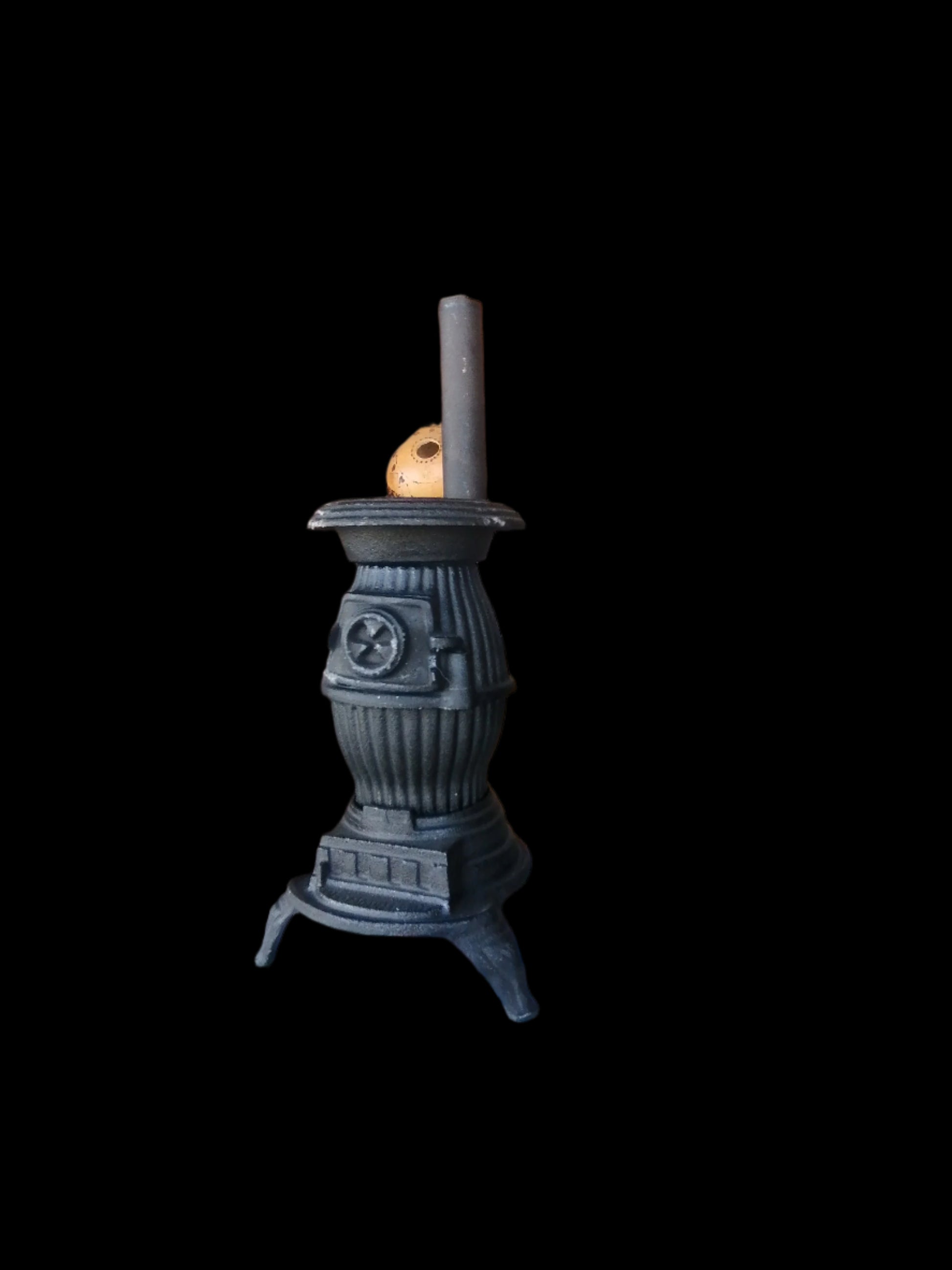 Estufa de barriga de hierro fundido vintage, - Antiques Bazaar Ensenada