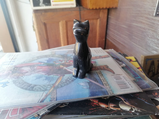 Figura de gato hecha a mano de piedra de obsidiana negra y dorada, - Antiques Bazaar Ensenada