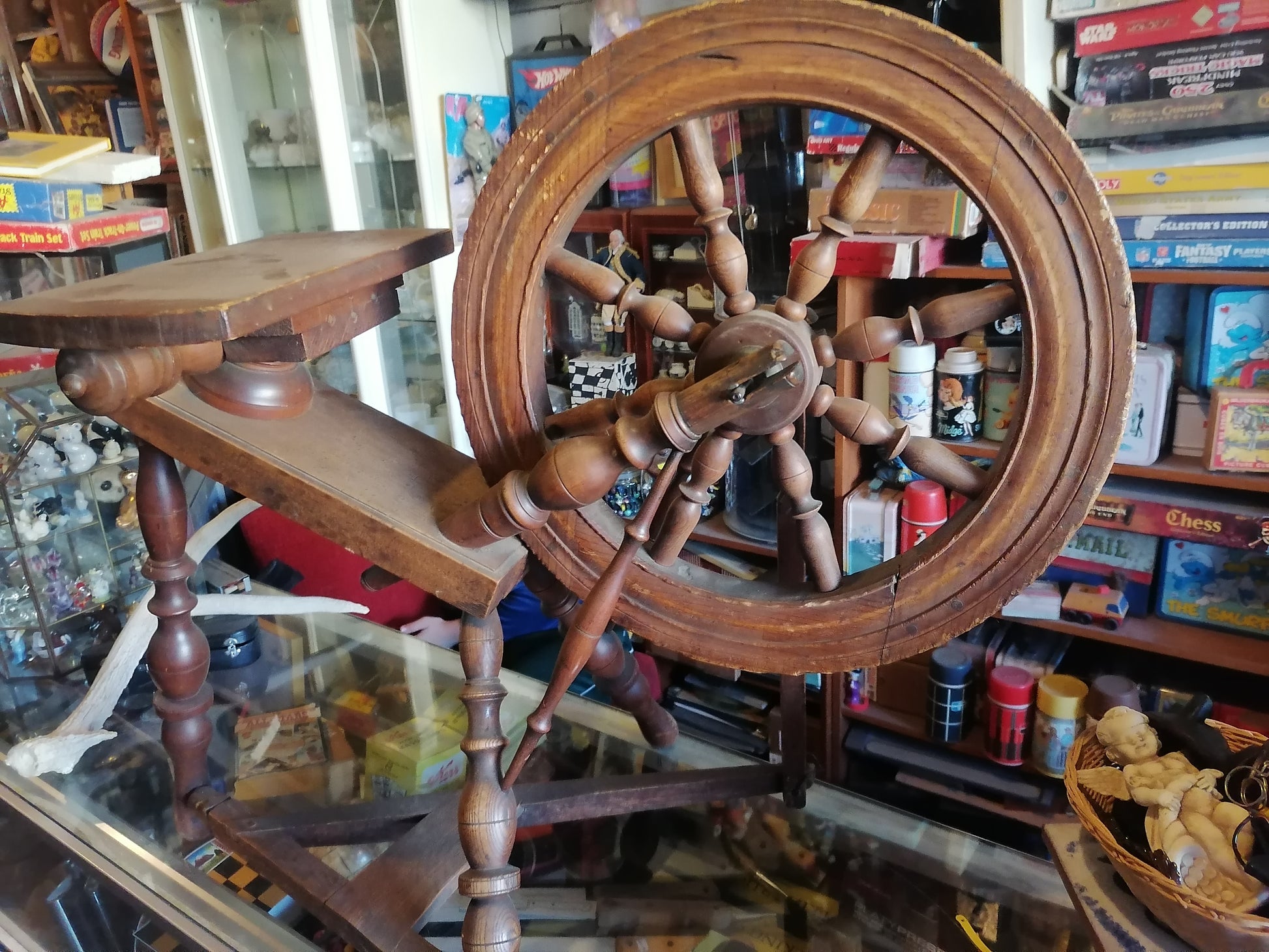 Rueca de hilar antigua de 1869 - Antiques Bazaar Ensenada