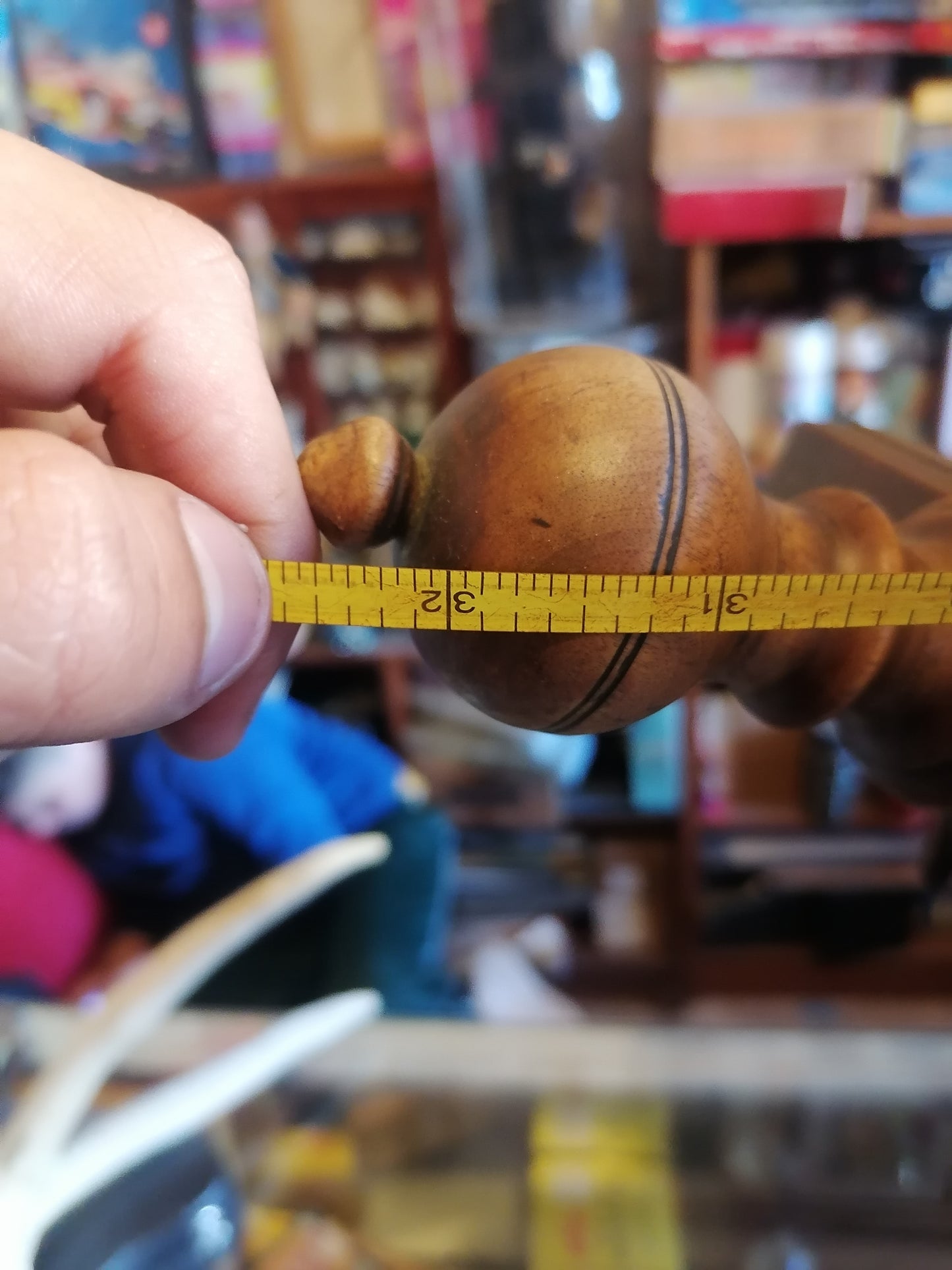 Rueca de hilar antigua de 1869 - Antiques Bazaar Ensenada