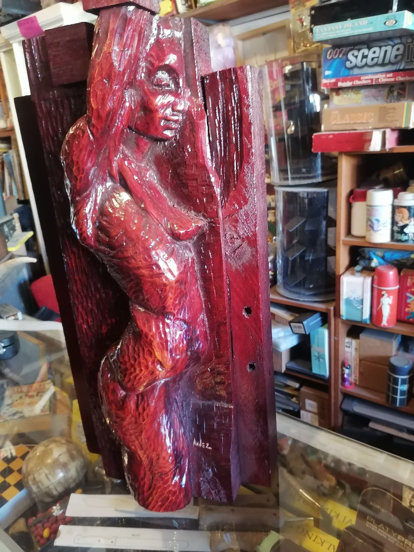 Escultura de madera realizada por el reconocido artista Enrique Ávilez - Antiques Bazaar Ensenada