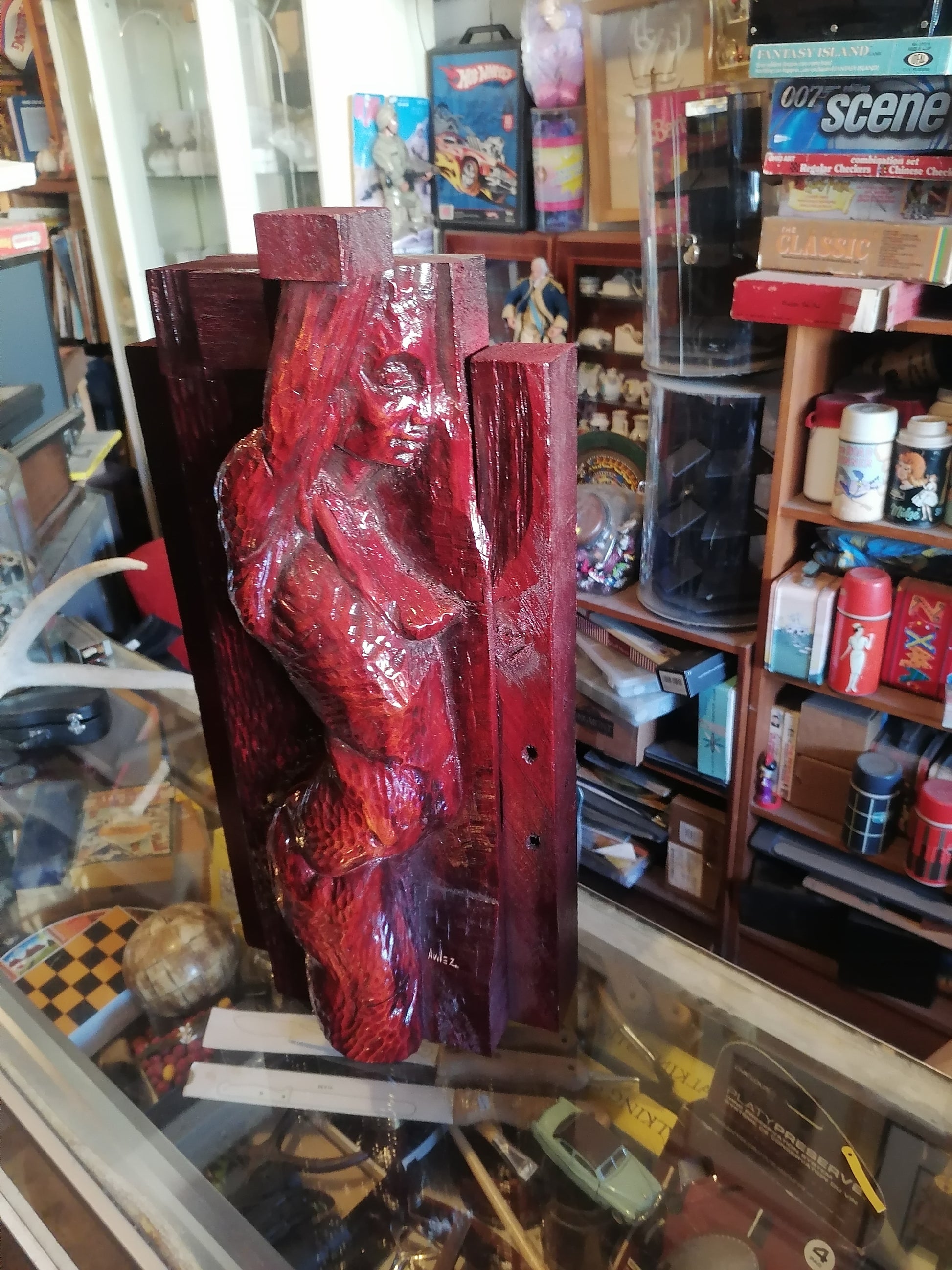 Escultura de madera realizada por el reconocido artista Enrique Ávilez - Antiques Bazaar Ensenada