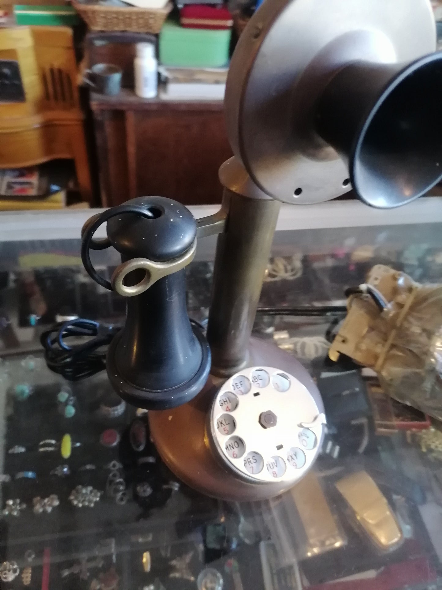 Teléfono de candil vintage - Antiques Bazaar Ensenada