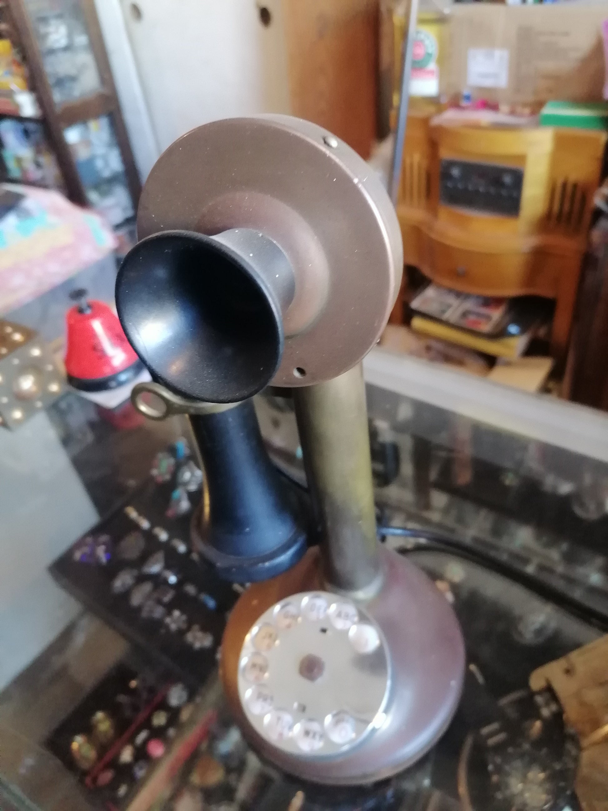 Teléfono de candil vintage - Antiques Bazaar Ensenada