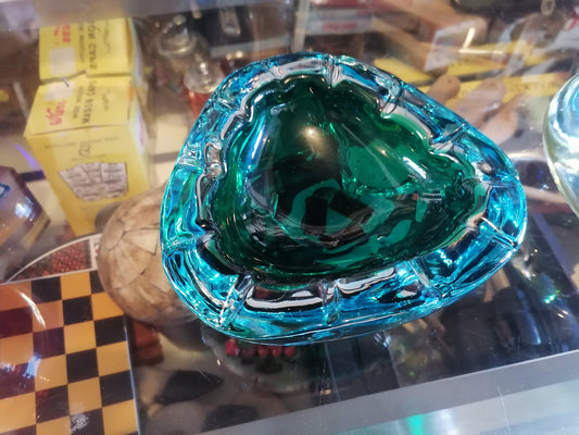 cenicero de cristal de Murano en color verde - Antiques Bazaar Ensenada