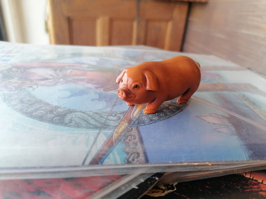Auténtico netsuke de cerdo tallado en madera, - Antiques Bazaar Ensenada