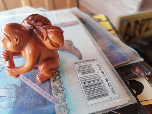 Netsuke de Simio - Antiques Bazaar Ensenada